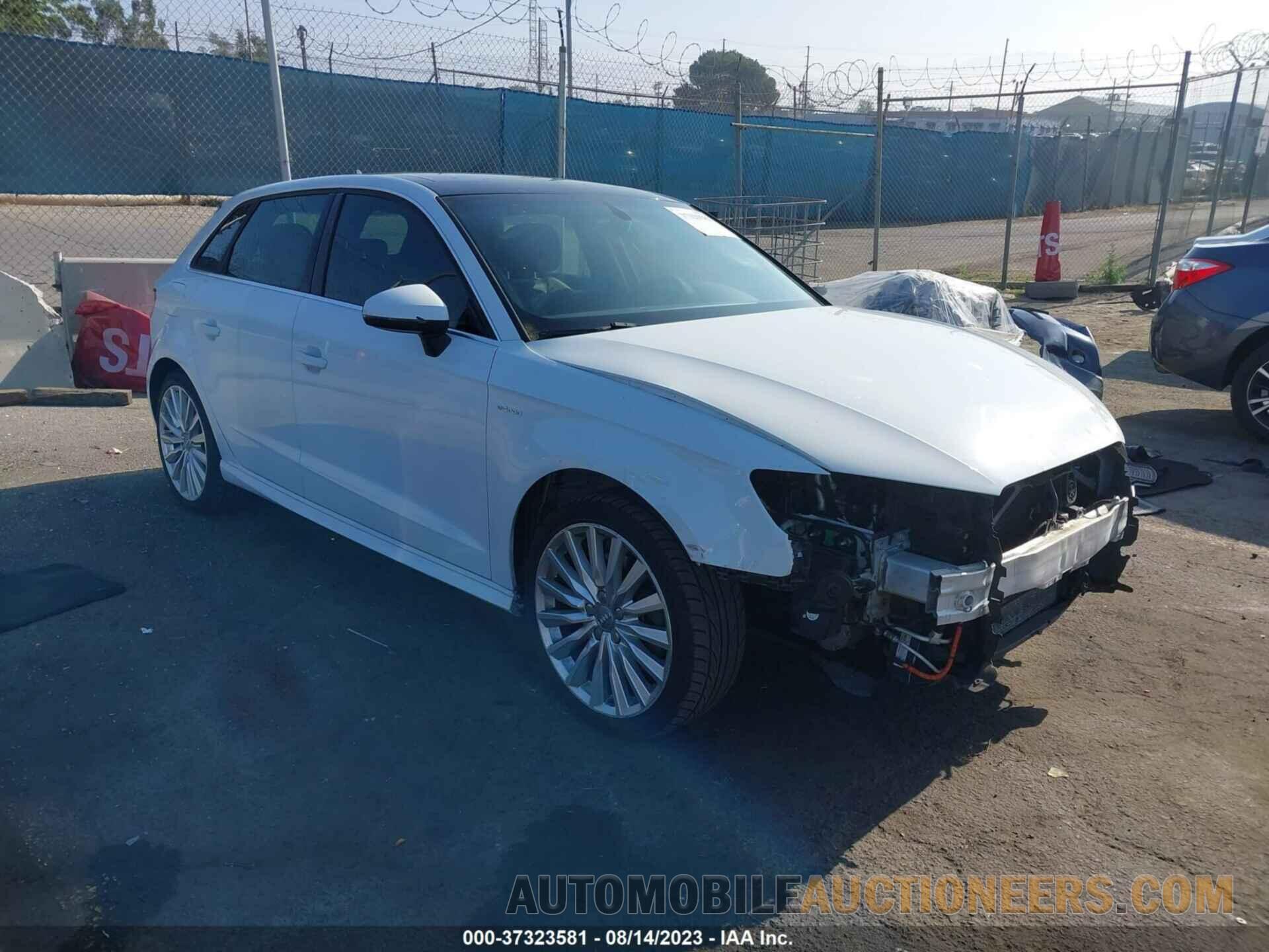 WAUTPBFFXGA028535 AUDI A3 E-TRON 2016