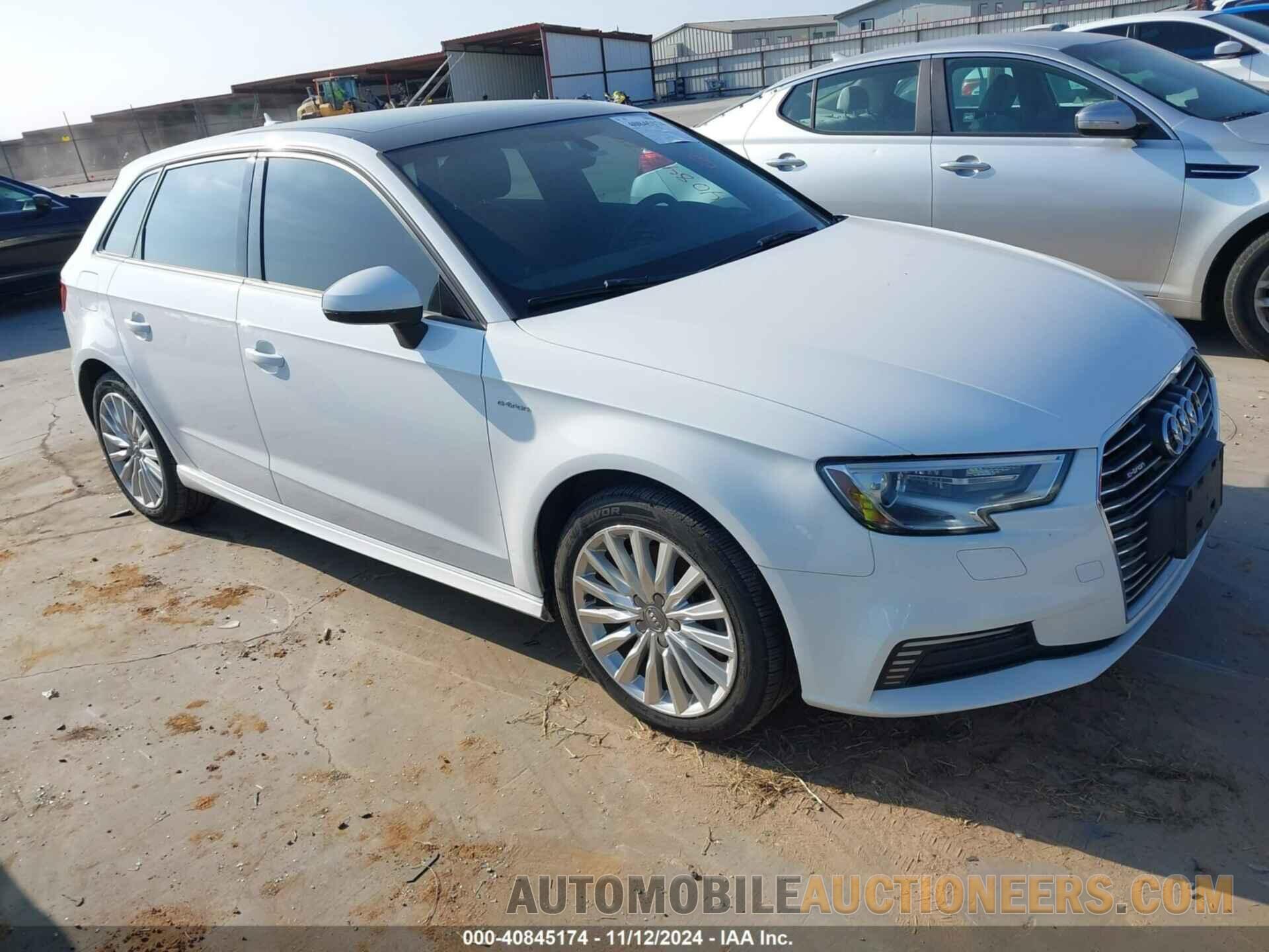 WAUUPBFF2HA078593 AUDI A3 E-TRON 2017