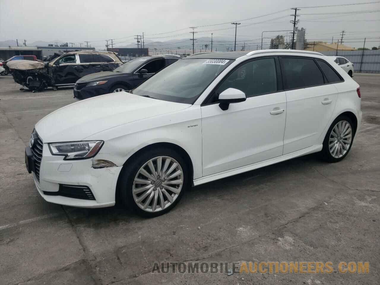 WAUUPBFF2HA141532 AUDI A3 2017