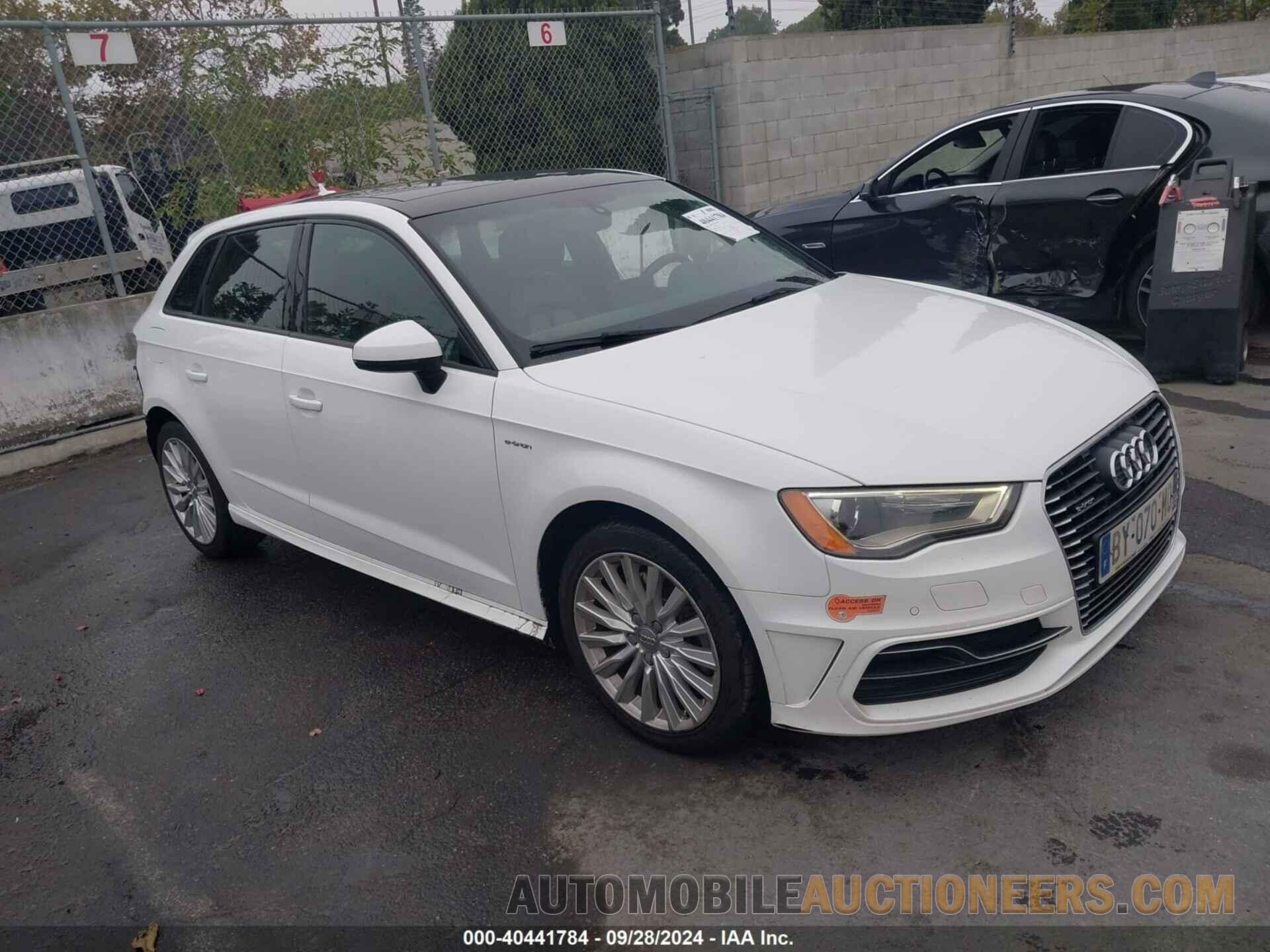 WAUUPBFF4GA123872 AUDI A3 E-TRON 2016