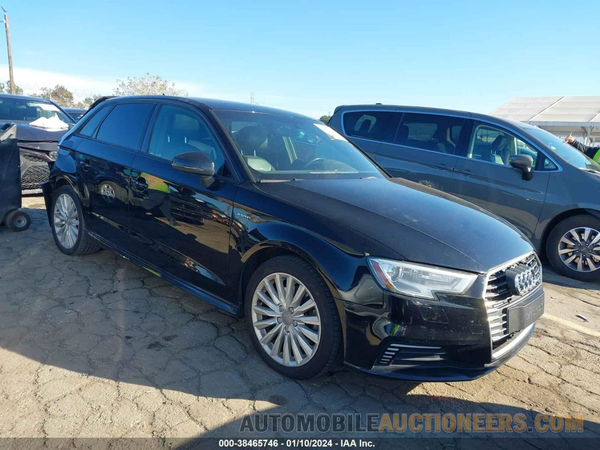 WAUUPBFF5HA047869 AUDI A3 2017