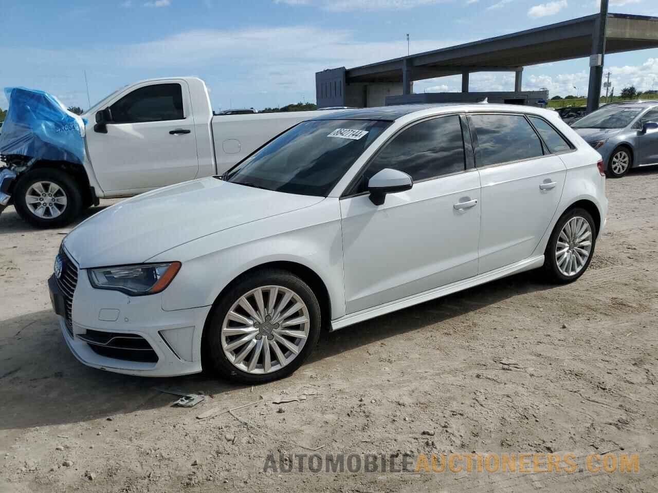 WAUUPBFF7GA152525 AUDI A3 2016