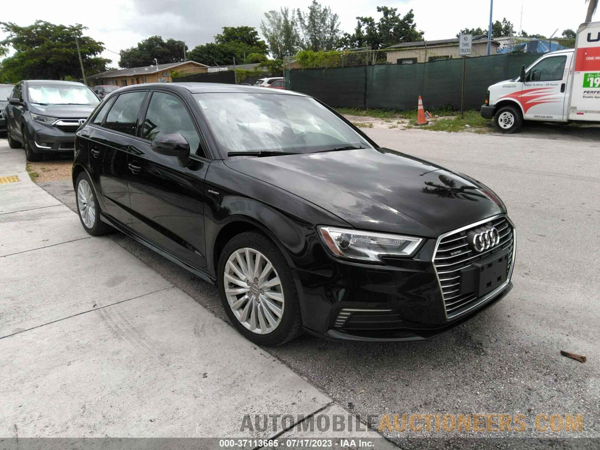 WAUUPBFF8HA035487 AUDI A3 SPORTBACK E-TRON 2017