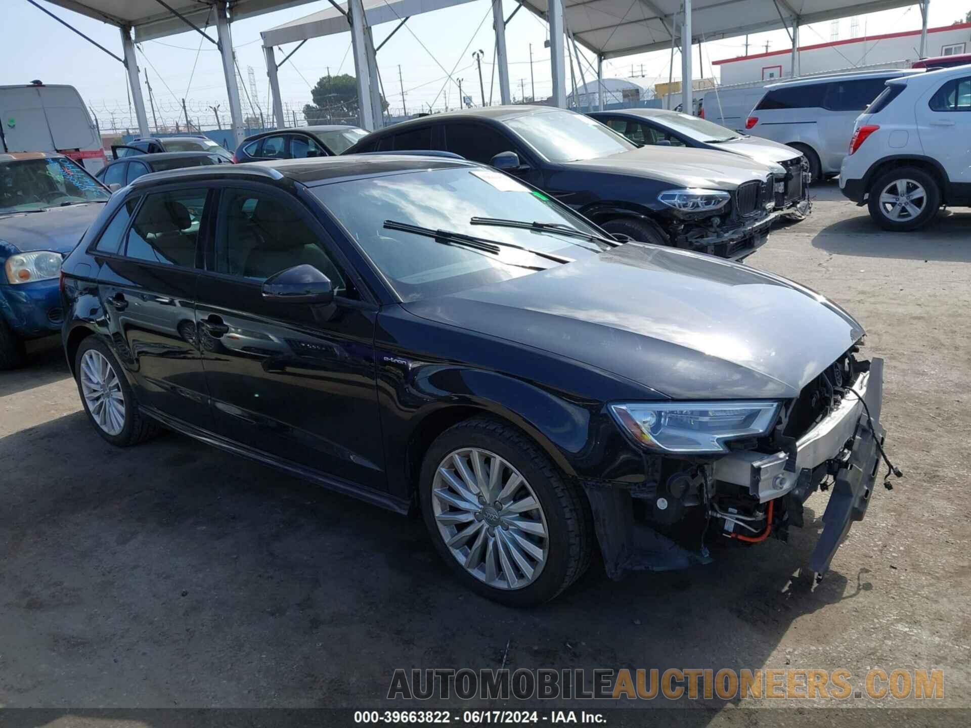 WAUUPBFF9HA145867 AUDI A3 E-TRON 2017