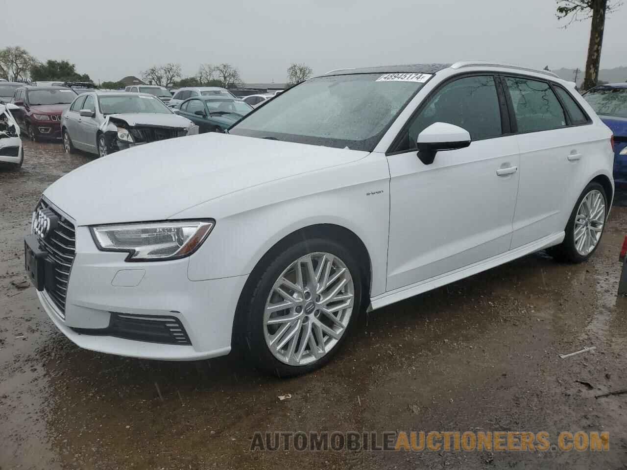 WAUUPBFF9JA078547 AUDI A3 2018