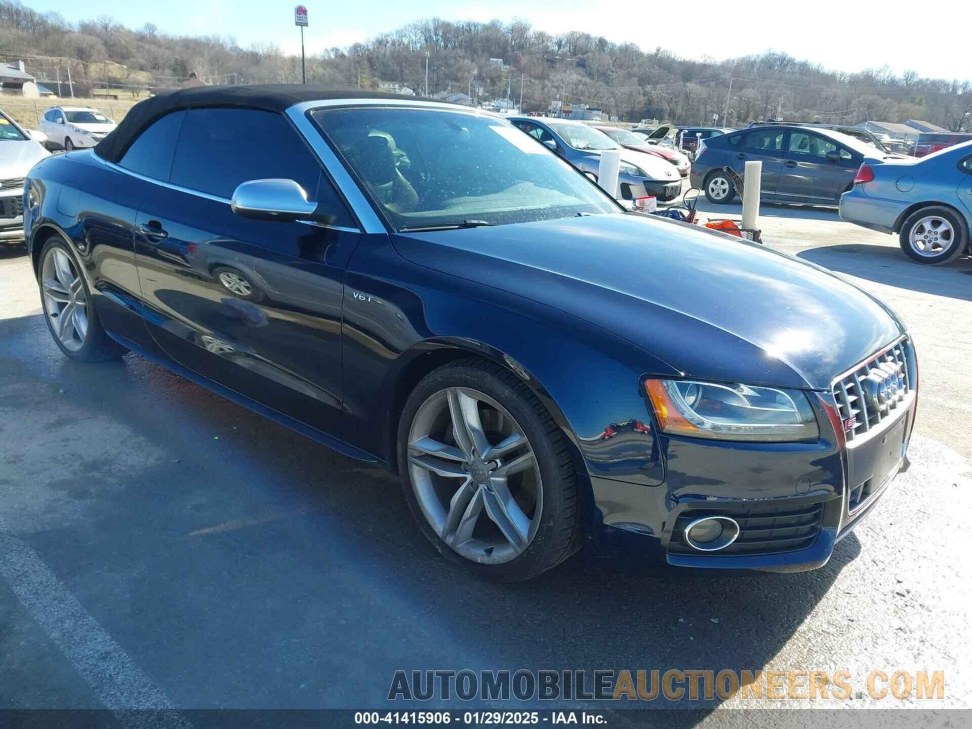 WAUVGAFH0BN000815 AUDI S5 2011