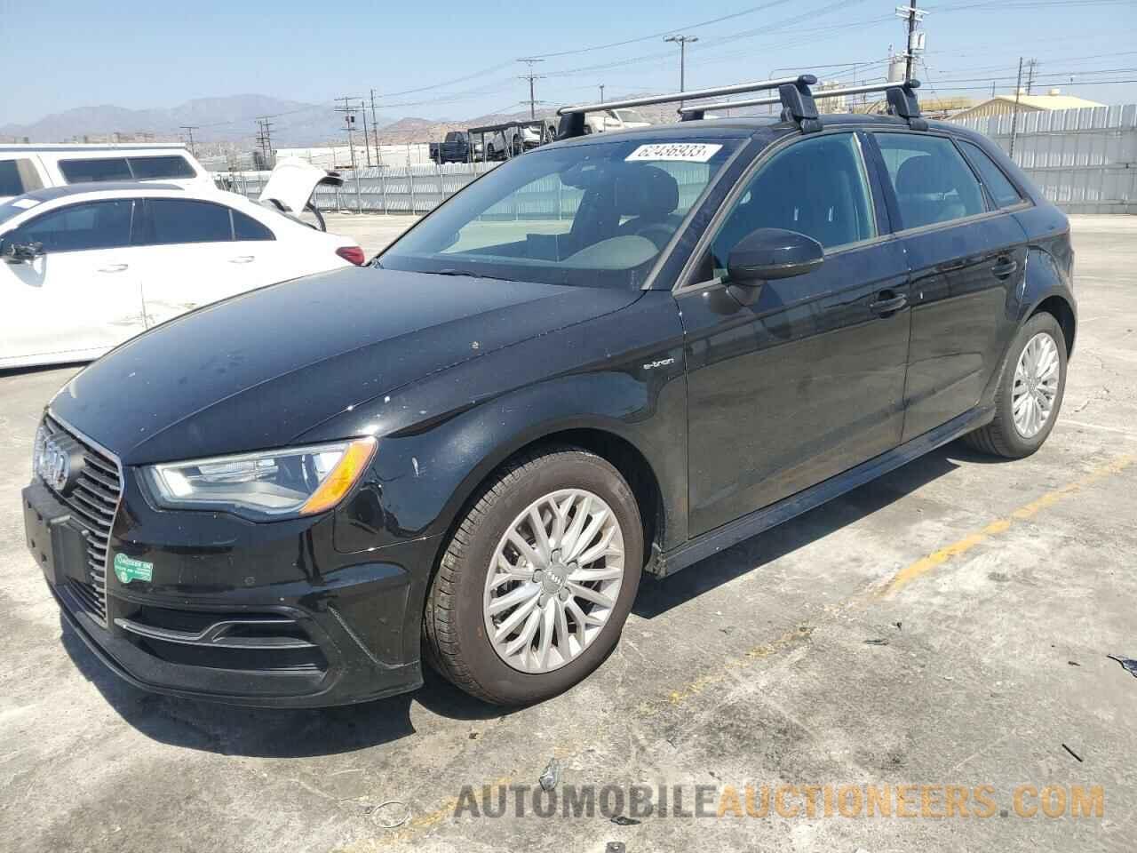 WAUVPBFF3GA158813 AUDI A3 2016