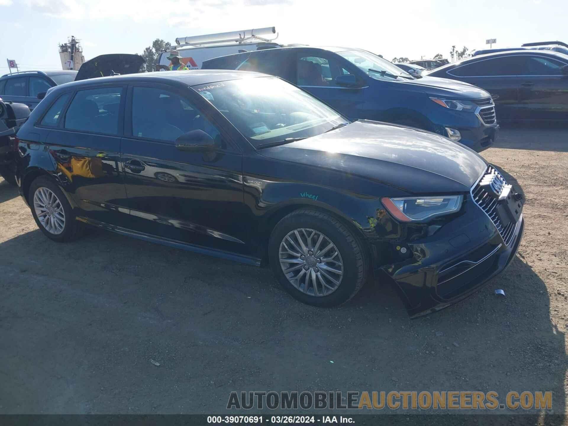 WAUVPBFF4GA093390 AUDI A3 E-TRON 2016