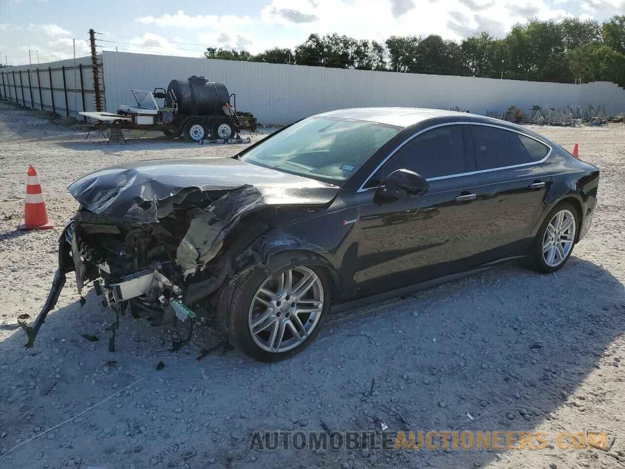 WAUW2AFC5HN084209 AUDI A7 2017