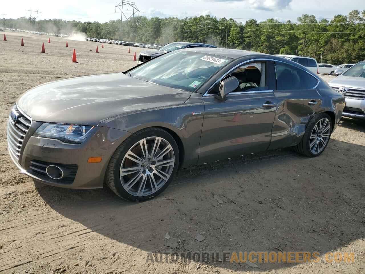 WAUWGAFC2FN007375 AUDI A7 2015