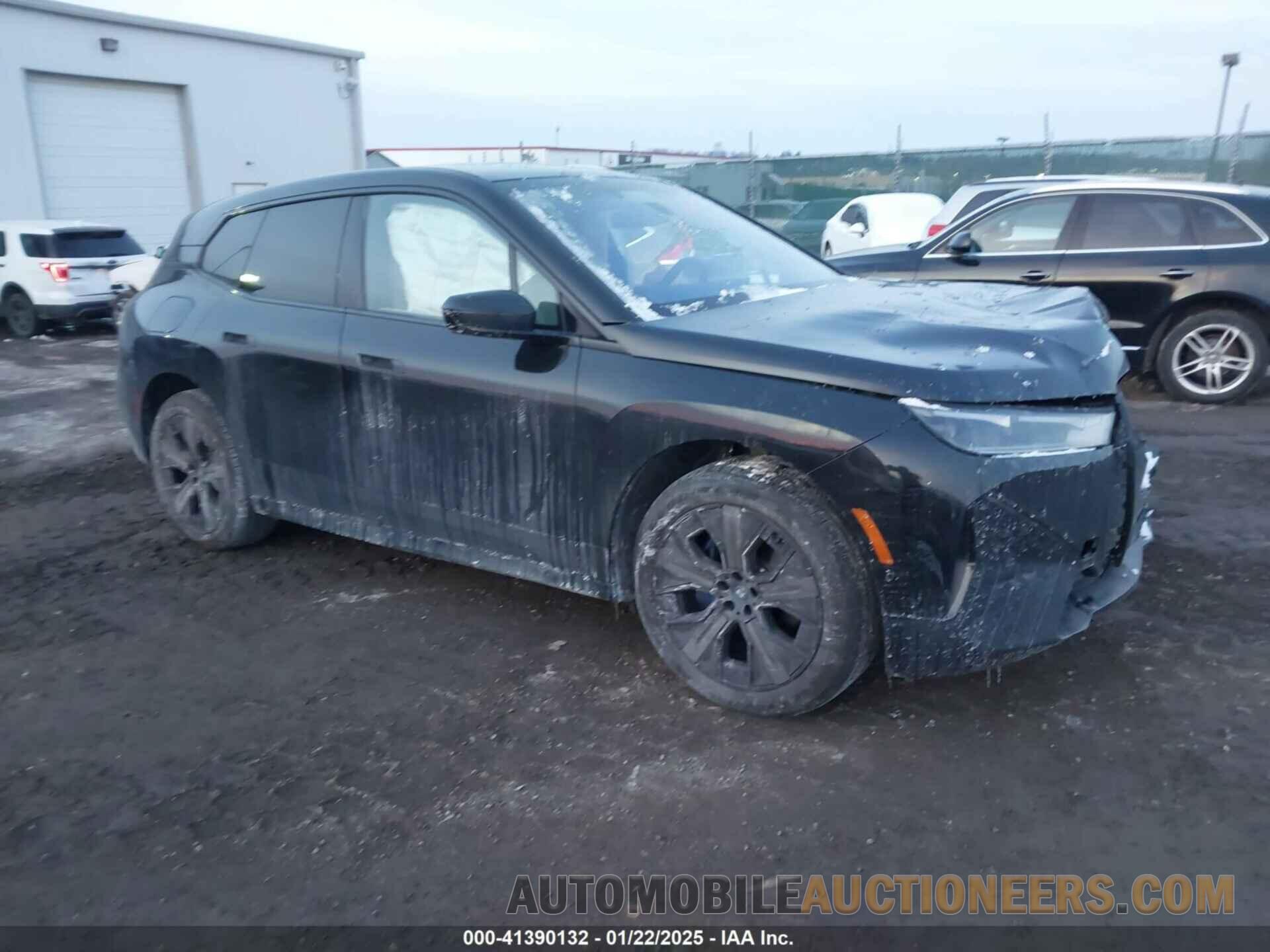 WB523CF00SCS59609 BMW IX 2025