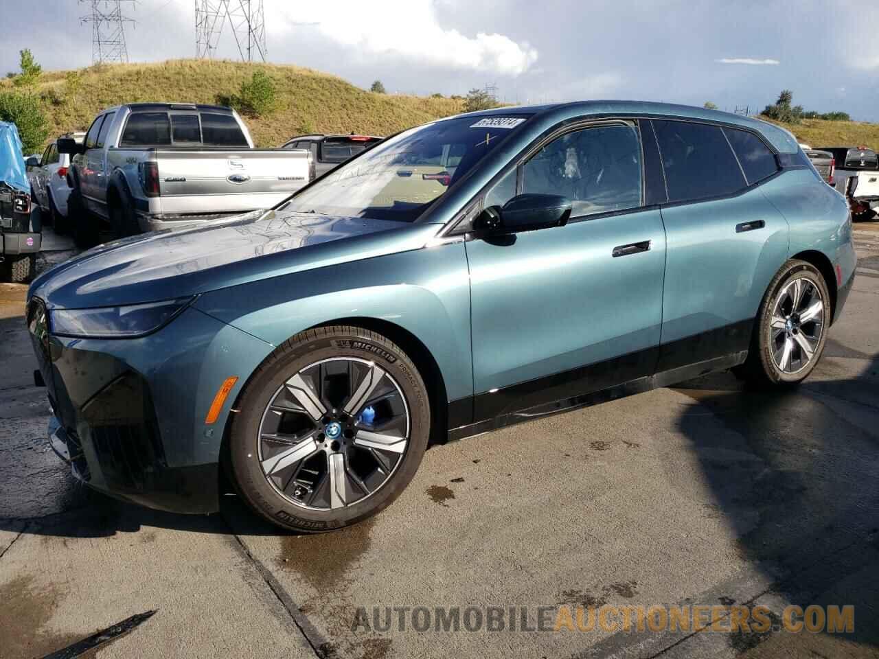 WB523CF03RCP25303 BMW IX XDRIVE5 2024