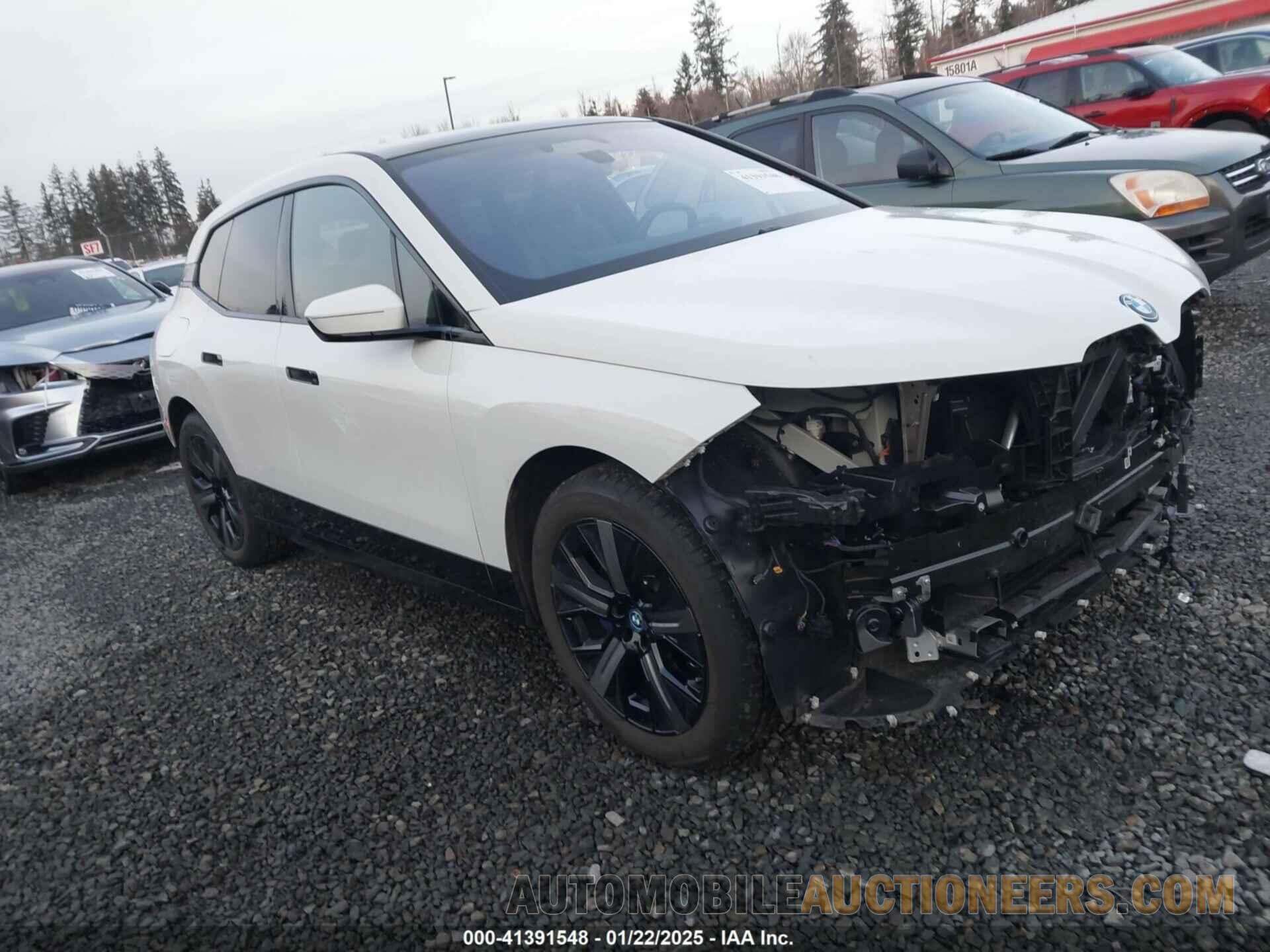 WB523CF03RCR84504 BMW IX 2024