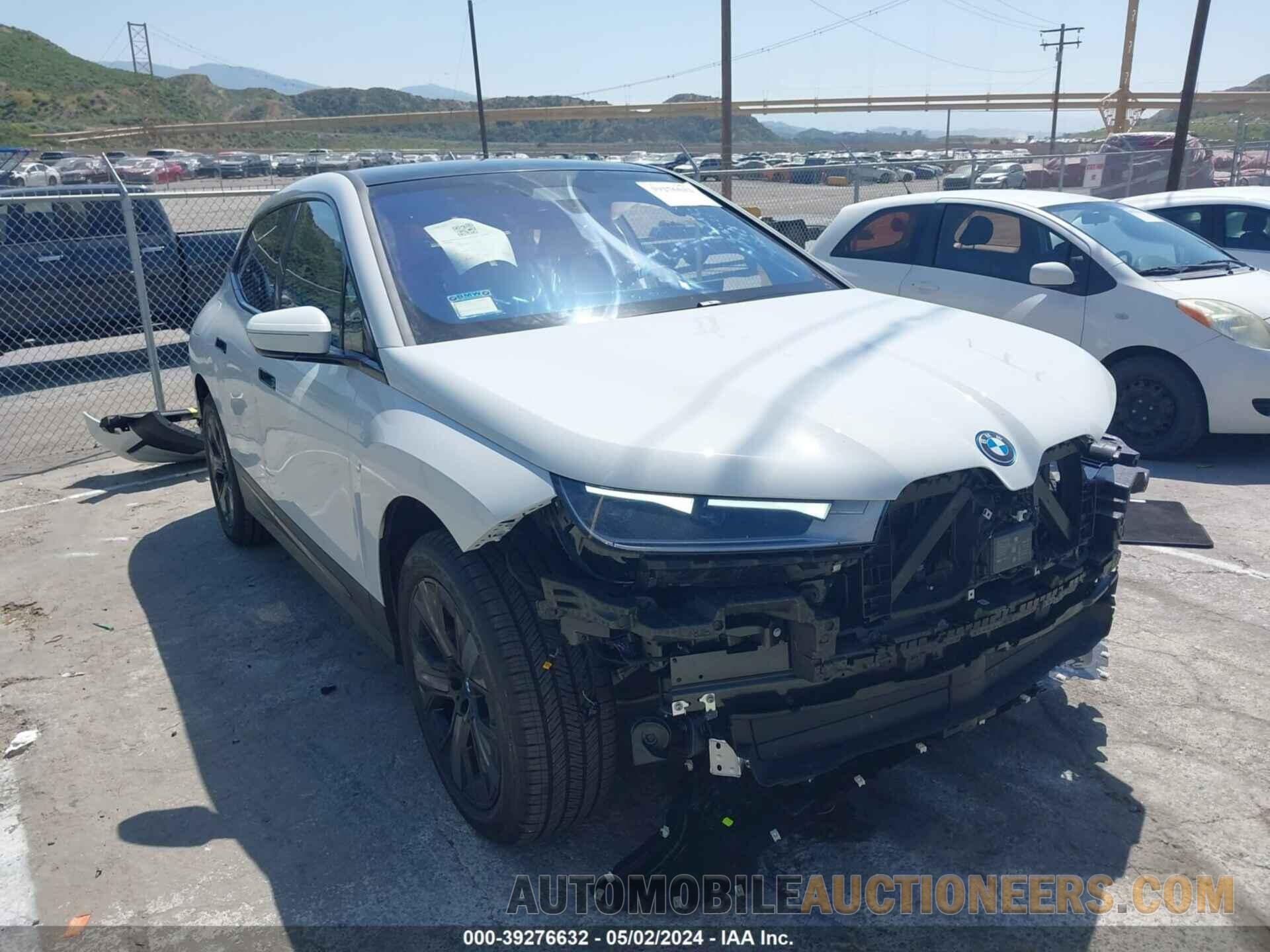 WB523CF06RCR65641 BMW IX 2024