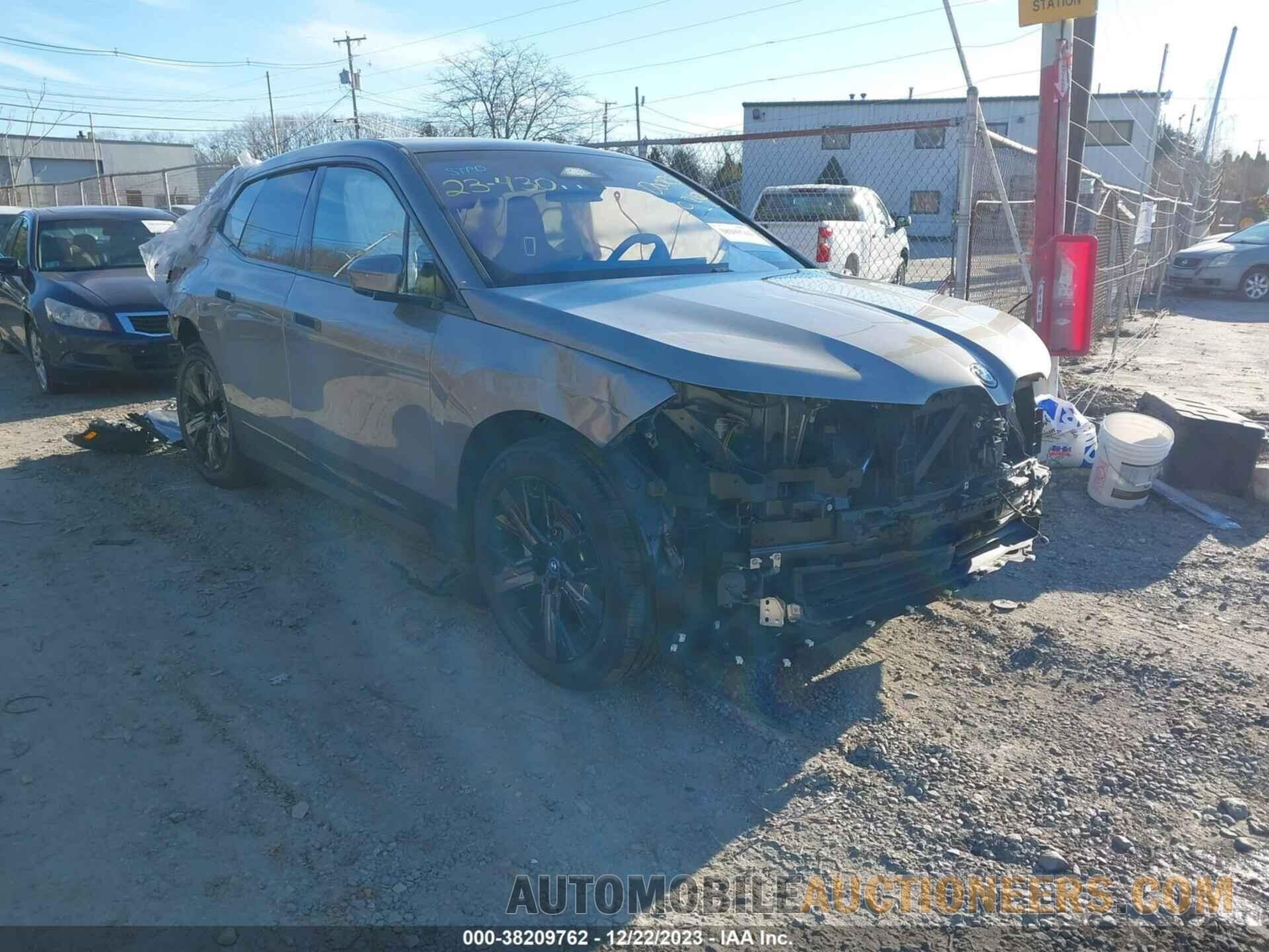 WB523CF09RCP25421 BMW IX 2024