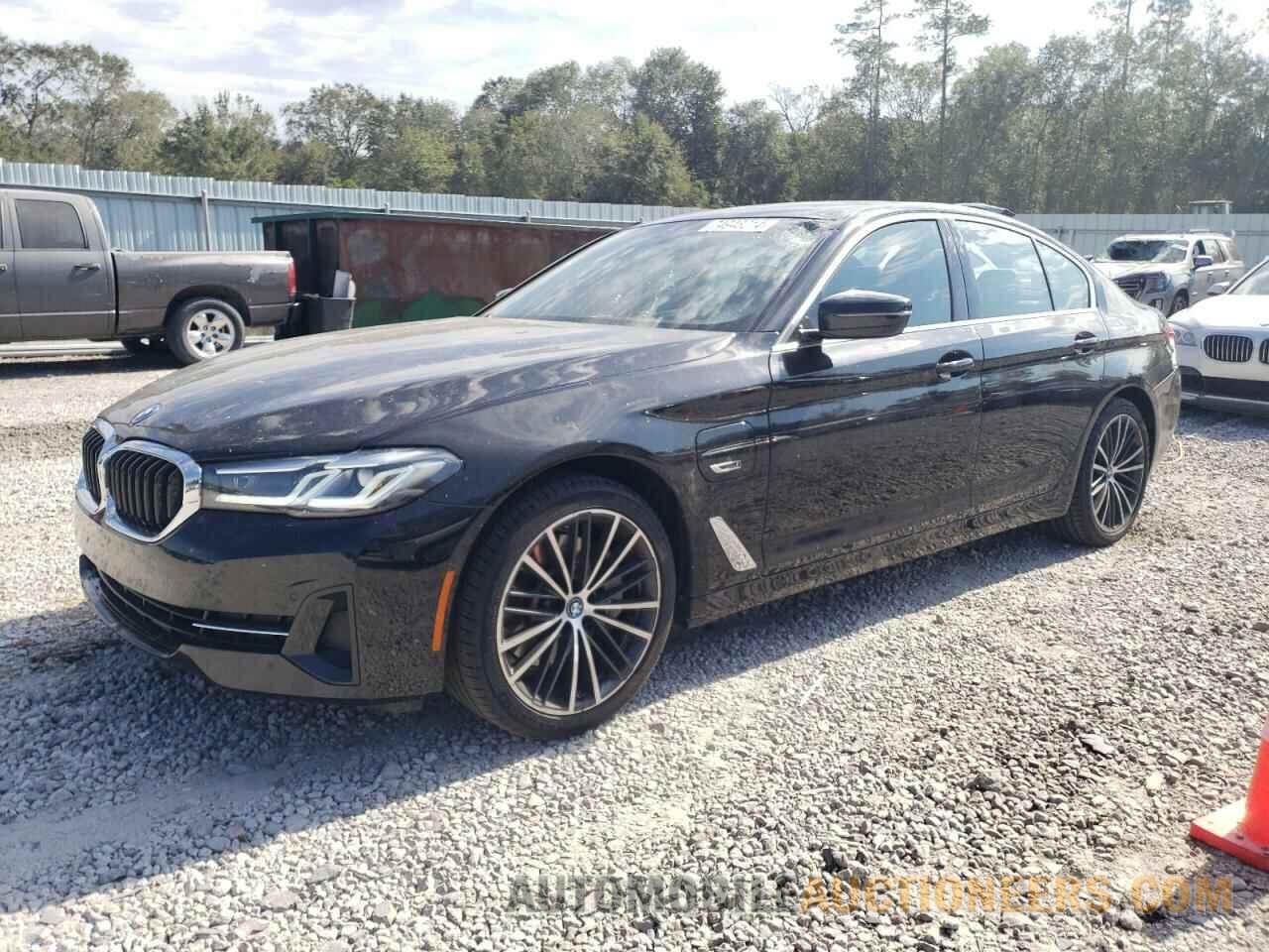 WBA13AG06PCL84833 BMW 5 SERIES 2023