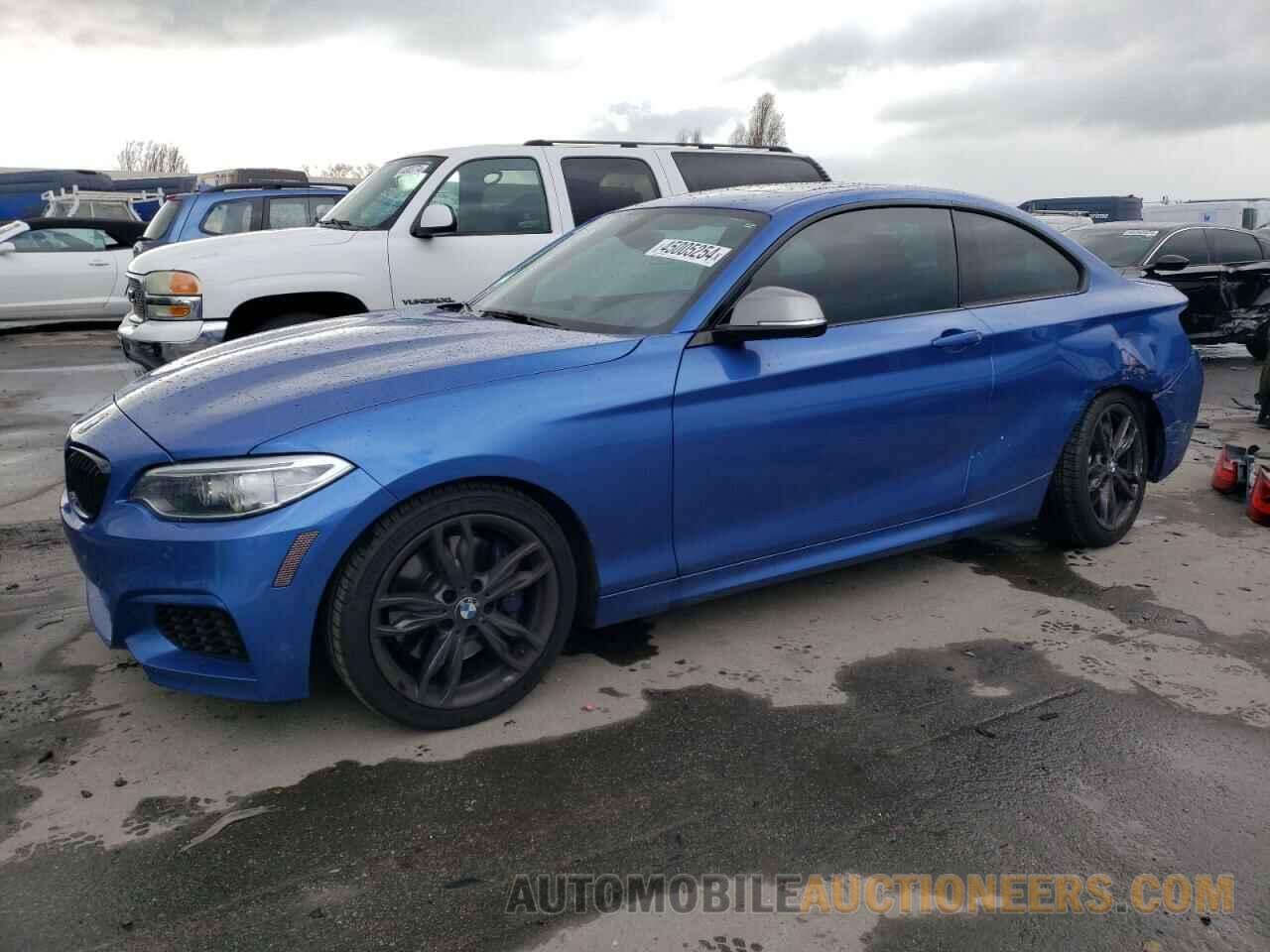 WBA2G1C32HV665445 BMW M2 2017