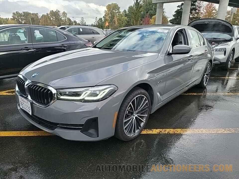 WBA33AG03NCK50044 BMW 5 Series 2022