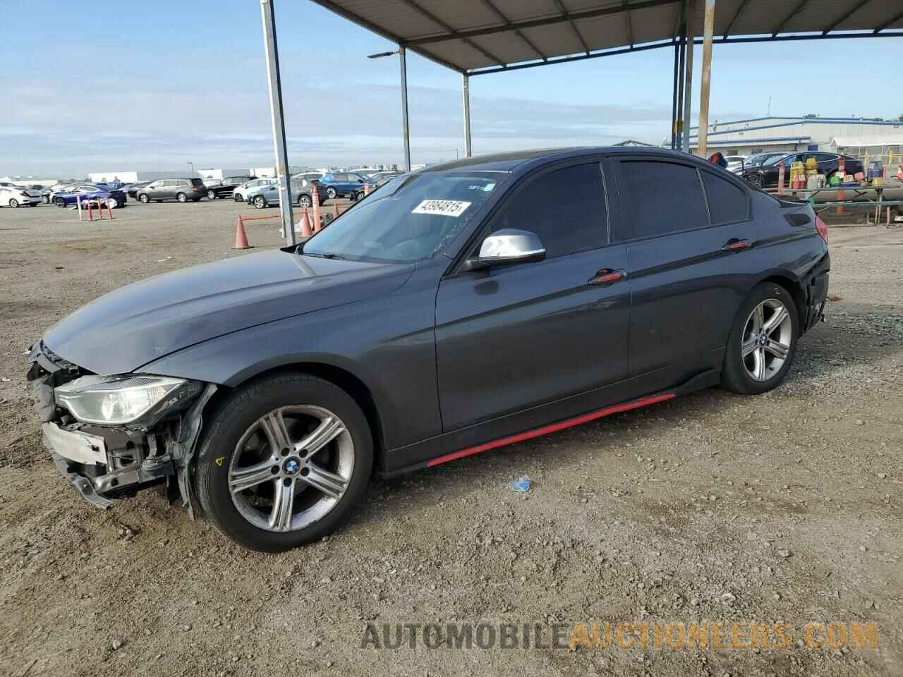 WBA3A5C50DF602895 BMW 3 SERIES 2013