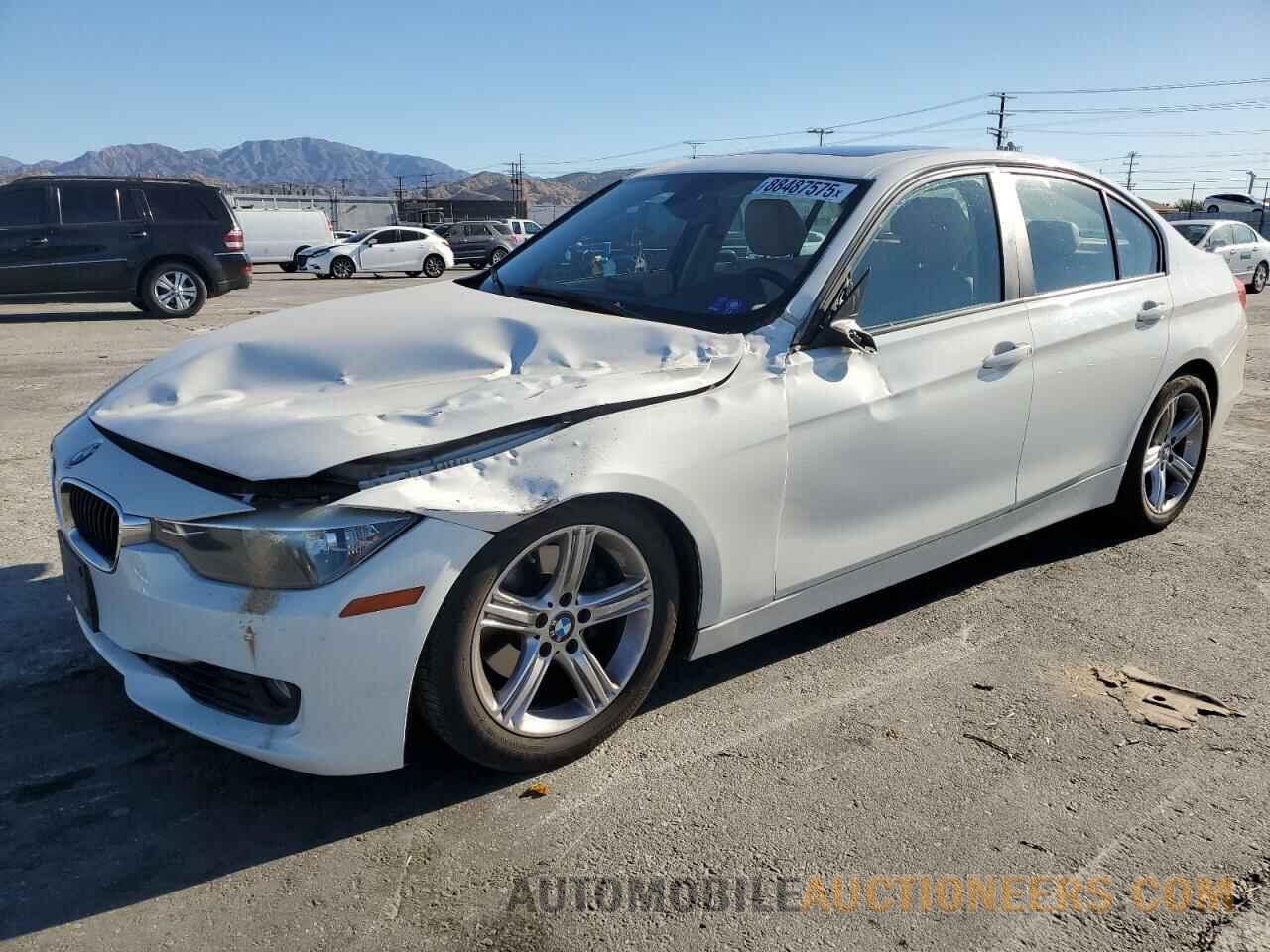 WBA3A5C53DJ460992 BMW 3 SERIES 2013