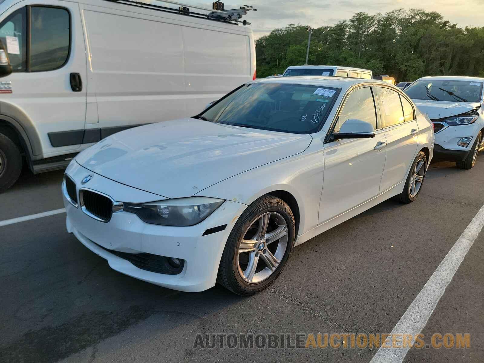 WBA3A5C54FF607732 BMW 3 Series 2015