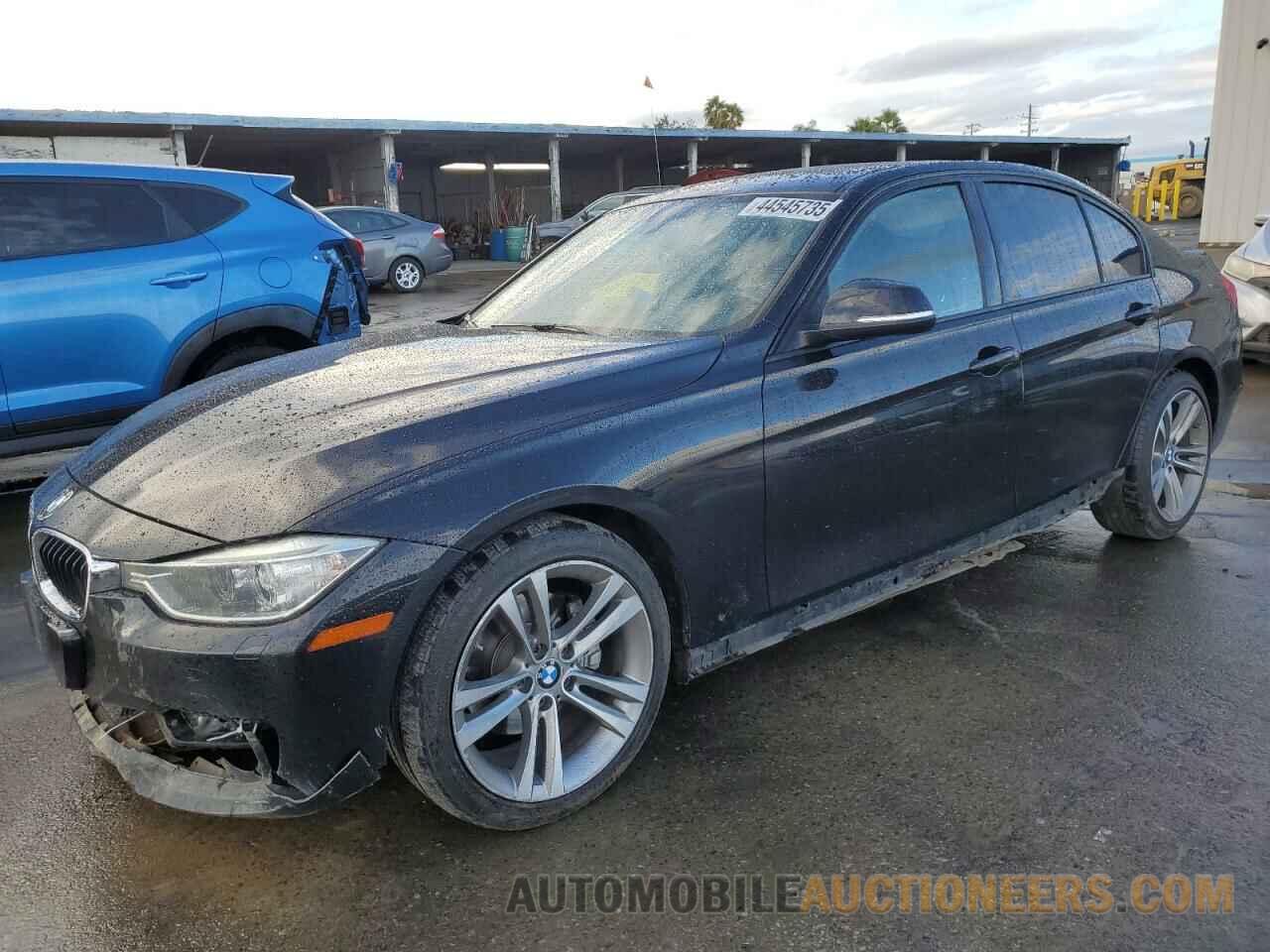 WBA3A5C55CF256633 BMW 3 SERIES 2012