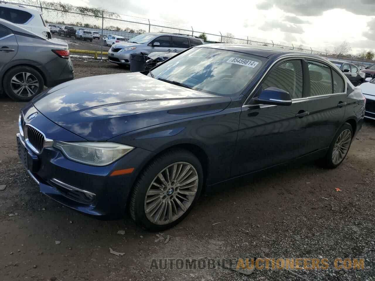 WBA3A5C57CF257461 BMW 3 SERIES 2012