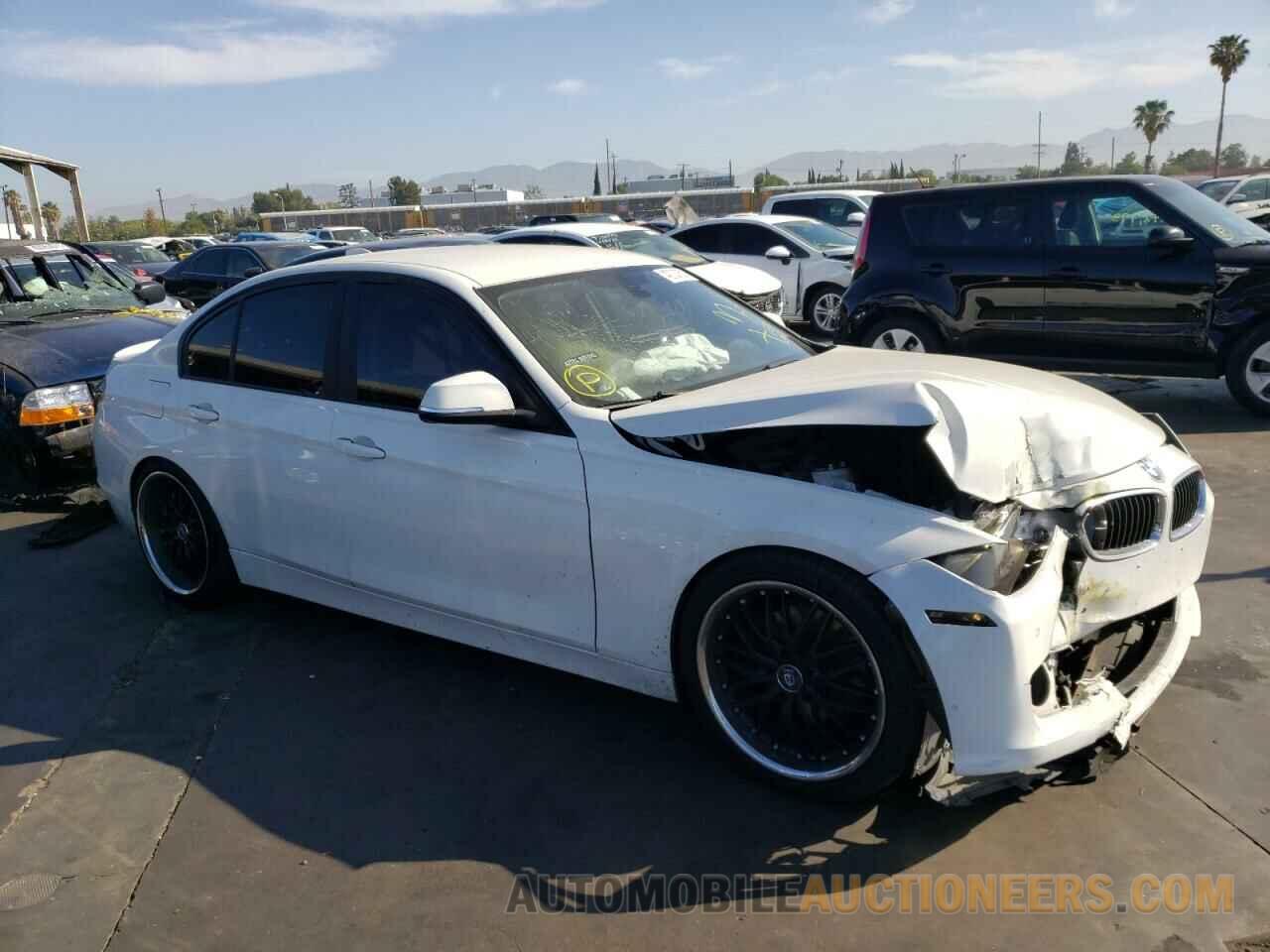 WBA3B1C50FK139513 BMW 3 SERIES 2015