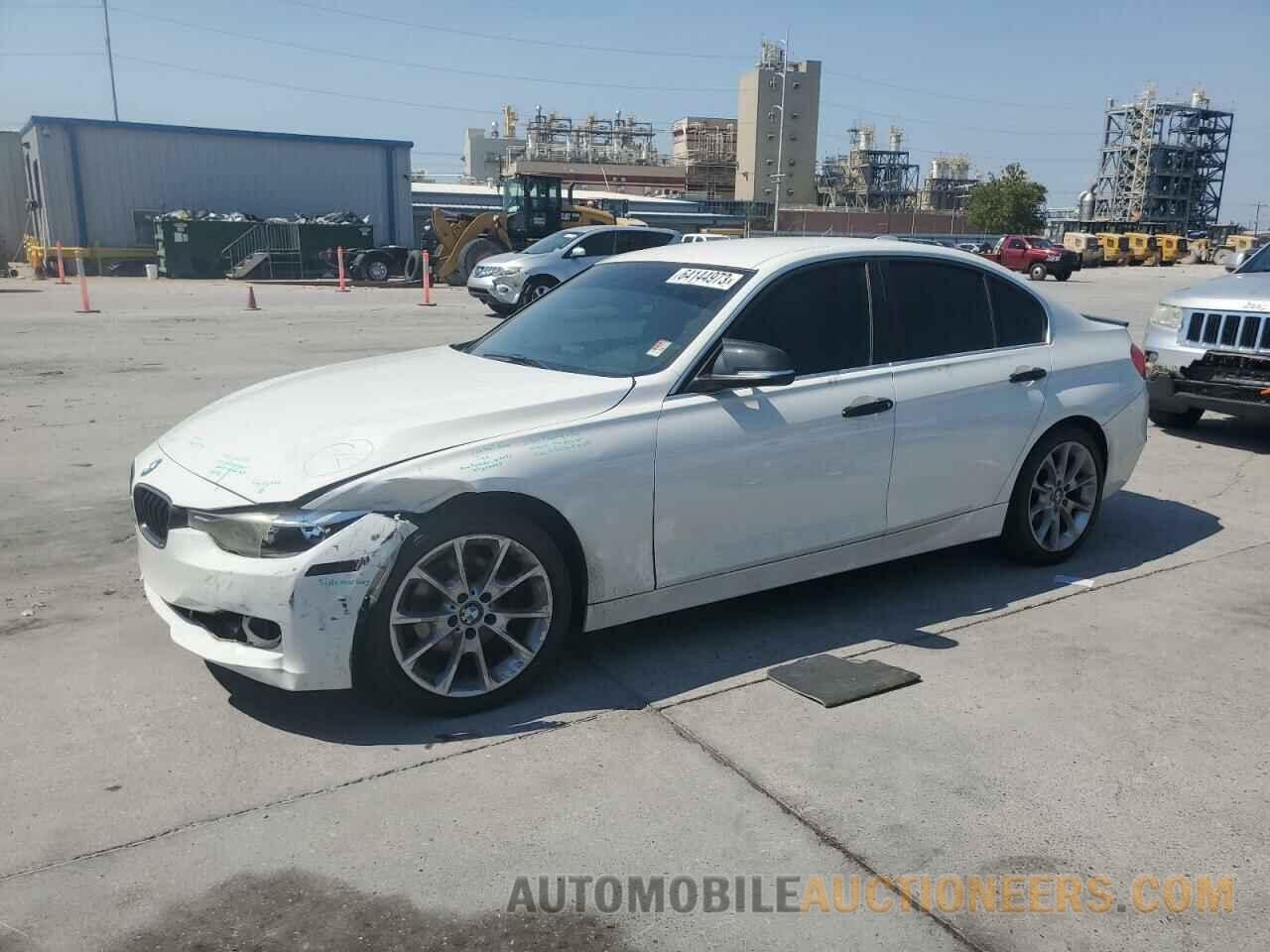 WBA3B1C53FPV69801 BMW 3 SERIES 2015