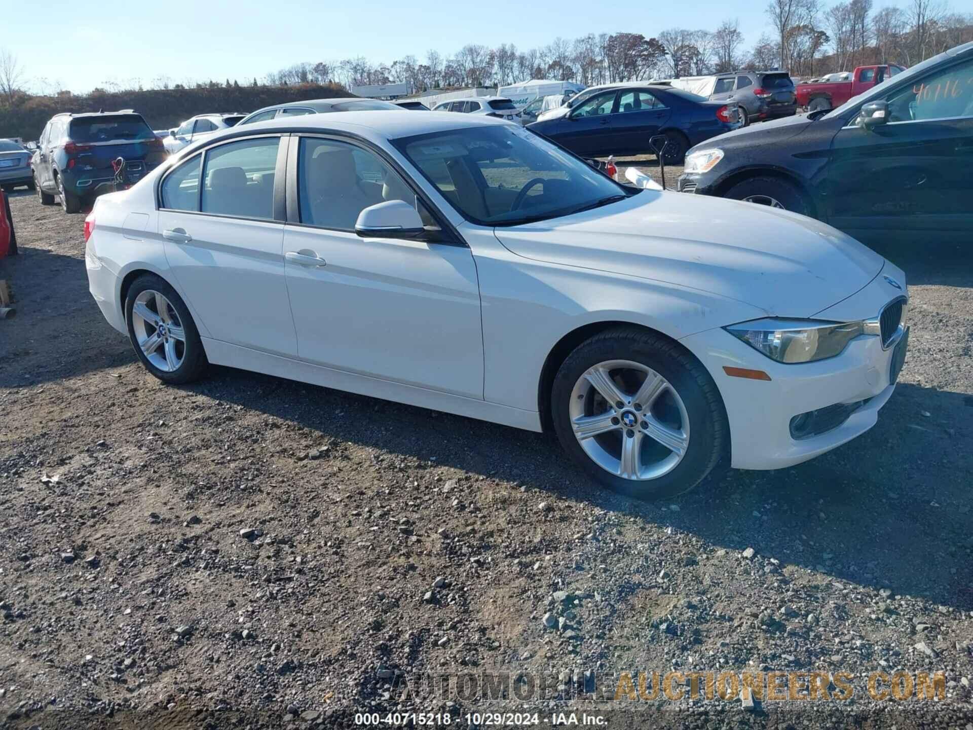 WBA3B1C54DF078348 BMW 320I 2013