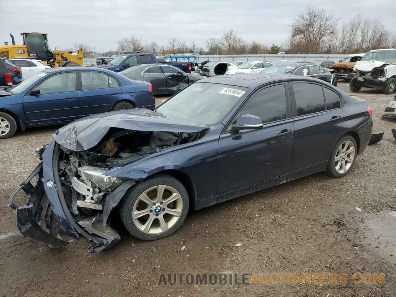 WBA3B1C57CF461246 BMW 3 SERIES 2012