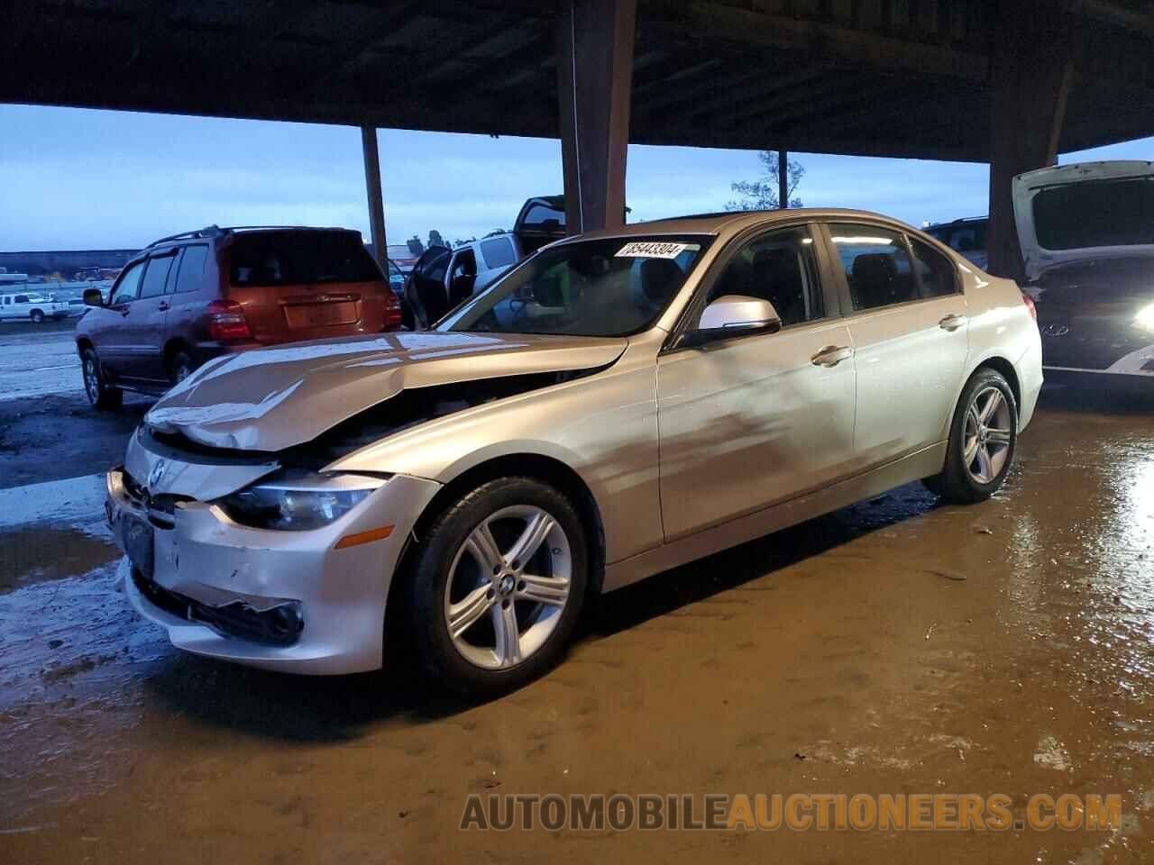 WBA3B1C57EK135618 BMW 3 SERIES 2014