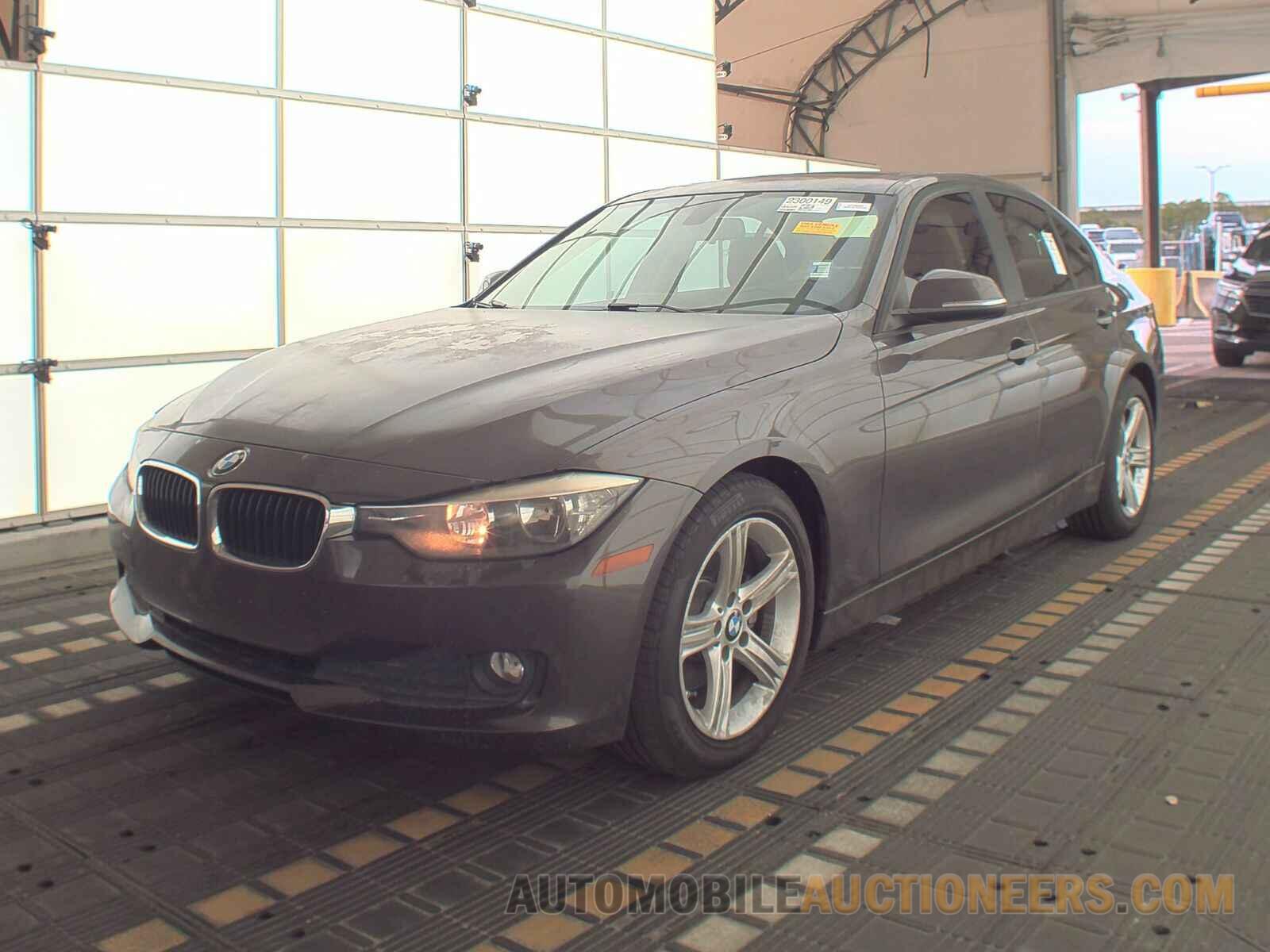 WBA3B1C59FP831370 BMW 3 Series 2015