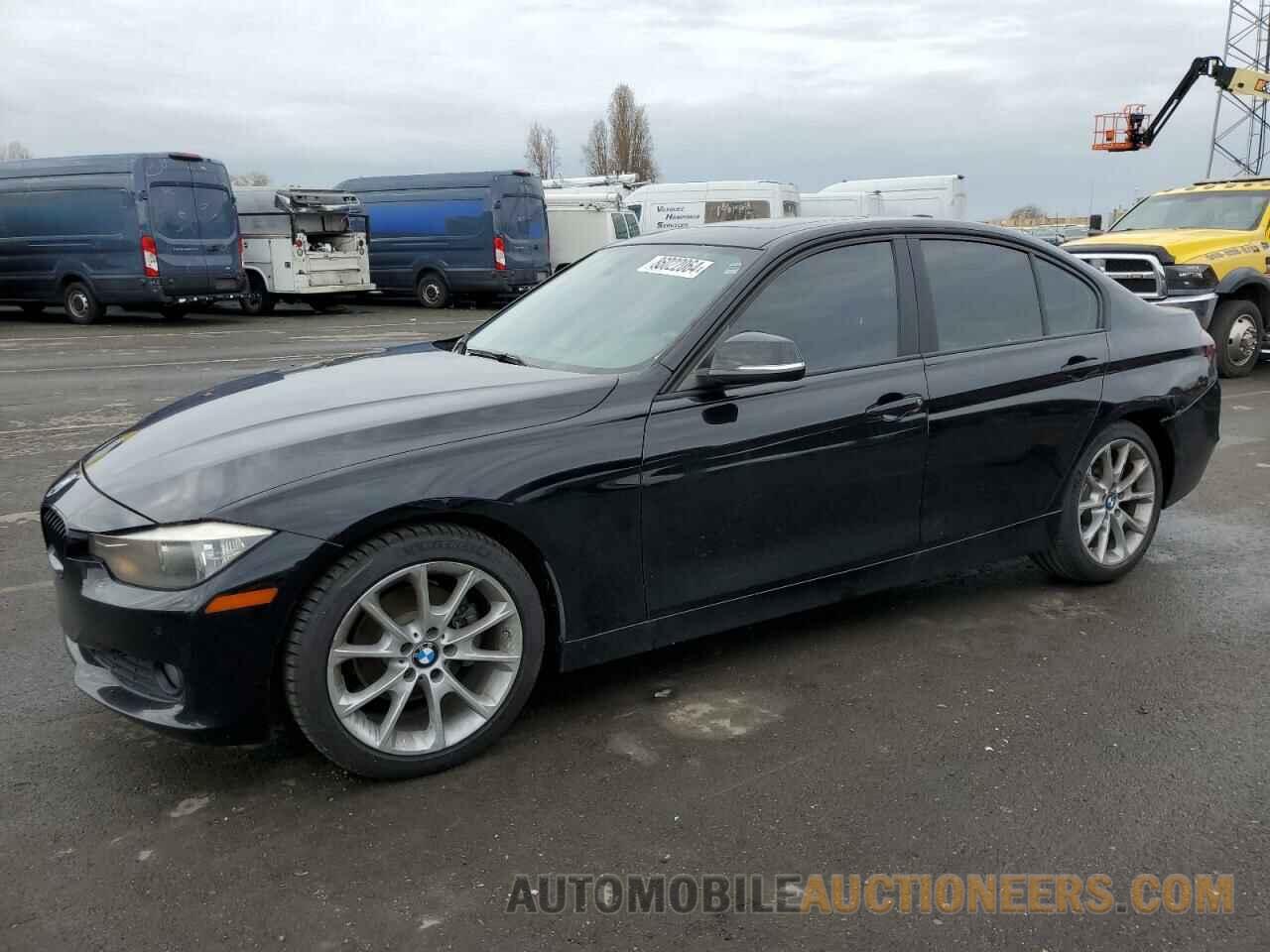 WBA3B1C5XEP680442 BMW 3 SERIES 2014