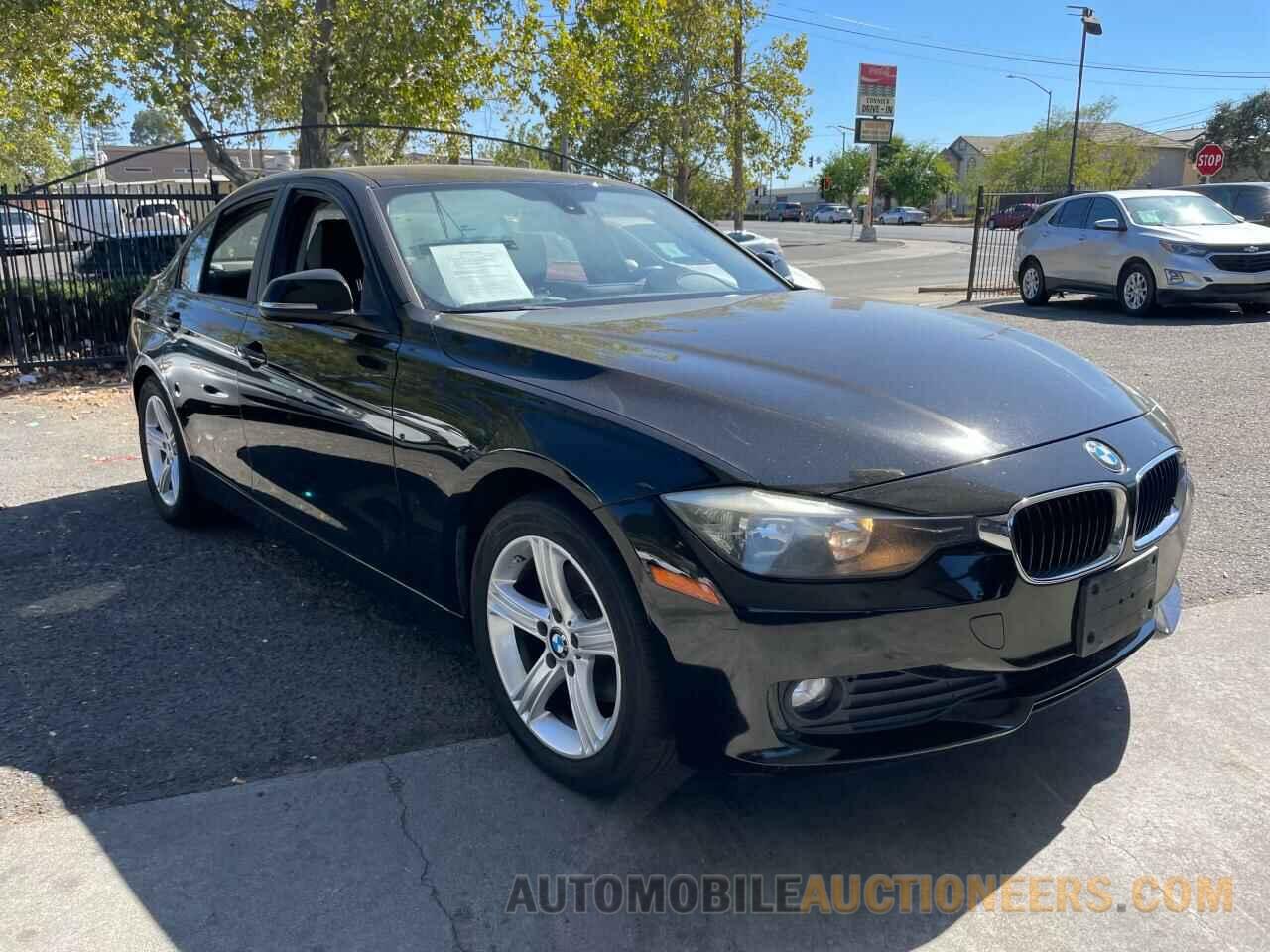 WBA3B1G50FNT04193 BMW 3 SERIES 2015