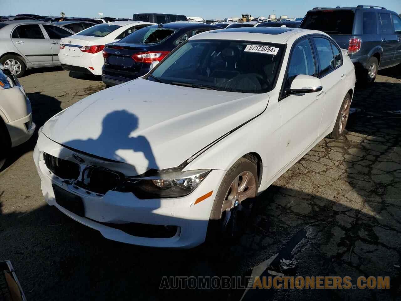 WBA3B1G50FNT06087 BMW 3 SERIES 2015