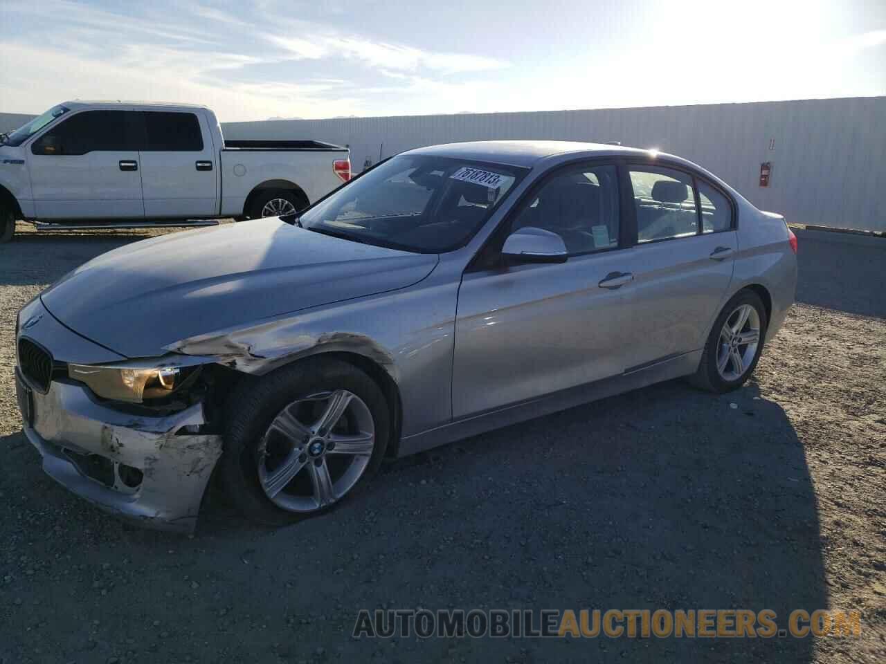 WBA3B1G52FNT05703 BMW 3 SERIES 2015