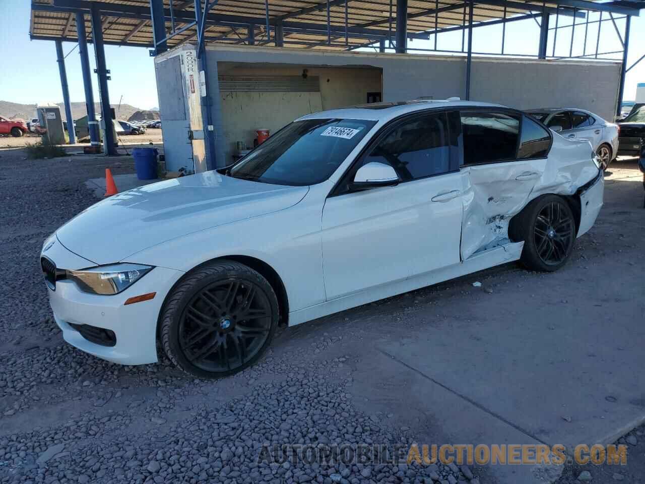 WBA3B1G52FNT06012 BMW 3 SERIES 2015