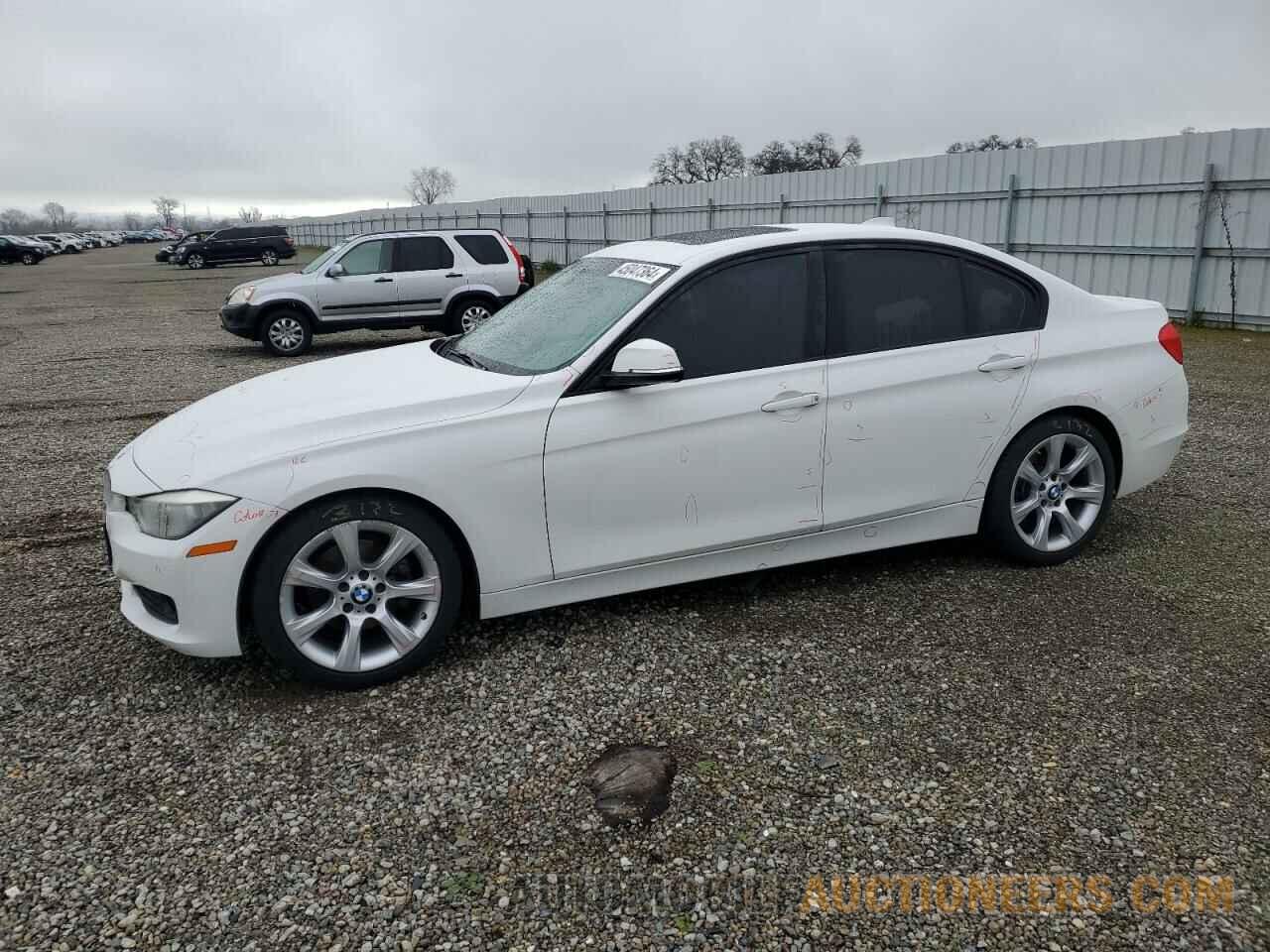 WBA3B1G53FNT05998 BMW 3 SERIES 2015