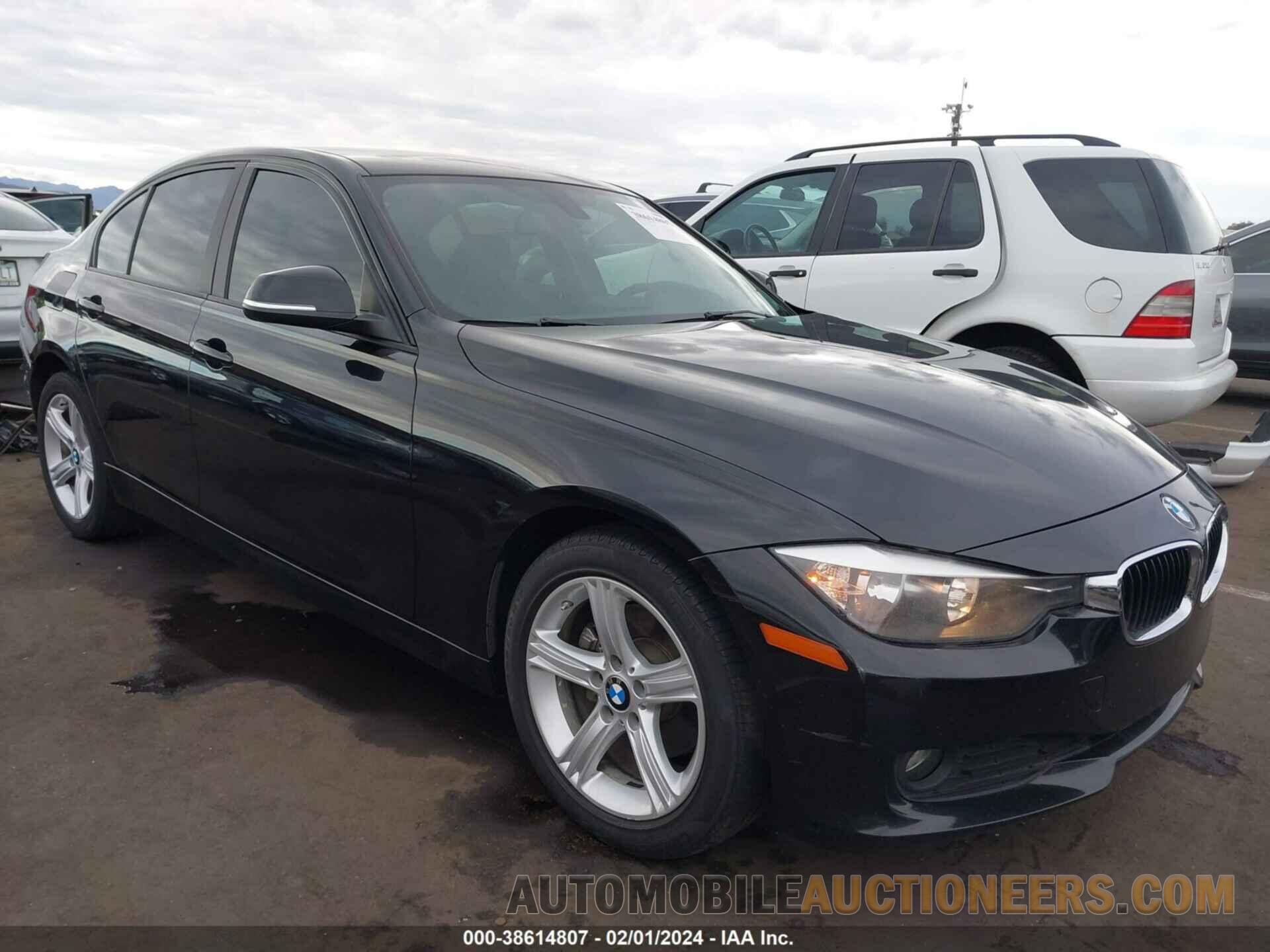 WBA3B1G54FNT05072 BMW 320I 2015