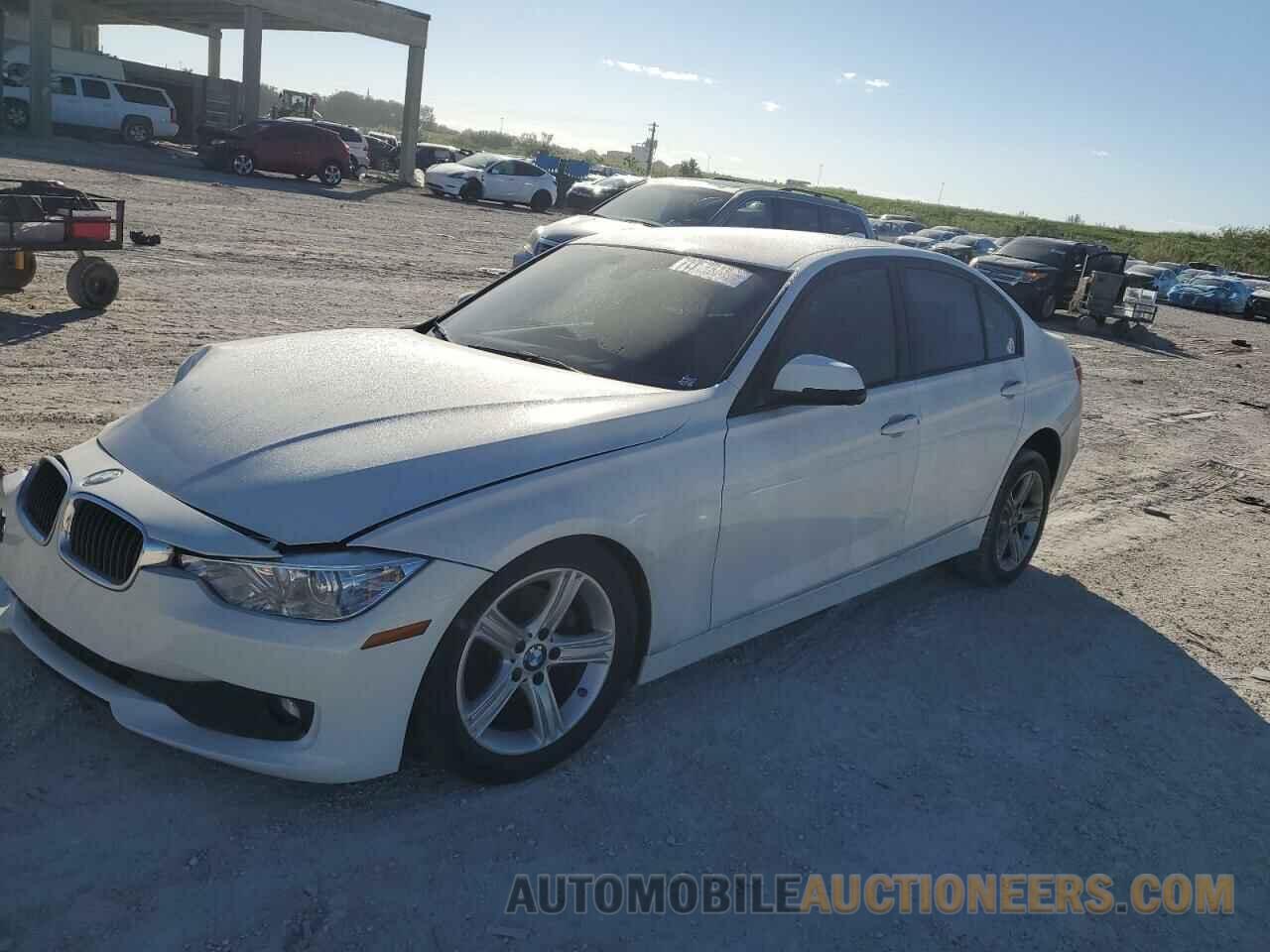 WBA3B1G55FNT07235 BMW 3 SERIES 2015