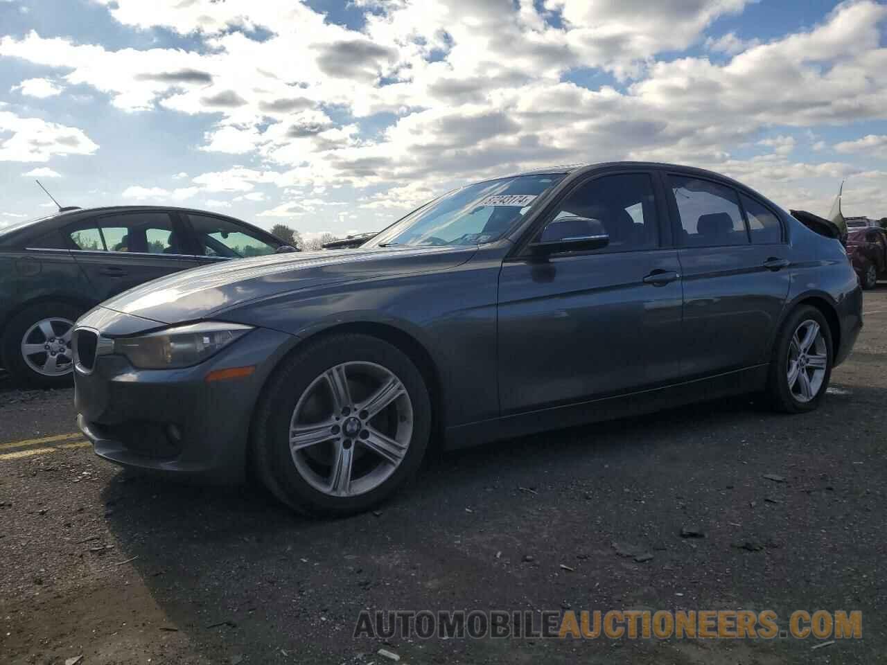 WBA3B1G57FNT05986 BMW 3 SERIES 2015