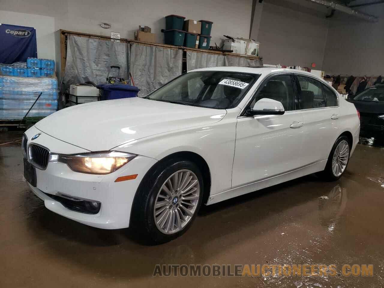 WBA3B3C50DF541422 BMW 3 SERIES 2013