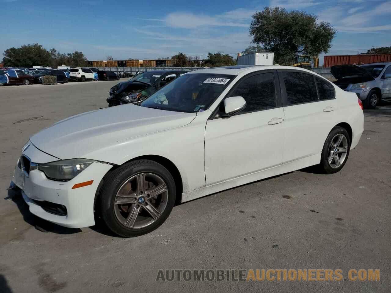 WBA3B3C51DJ811674 BMW 3 SERIES 2013