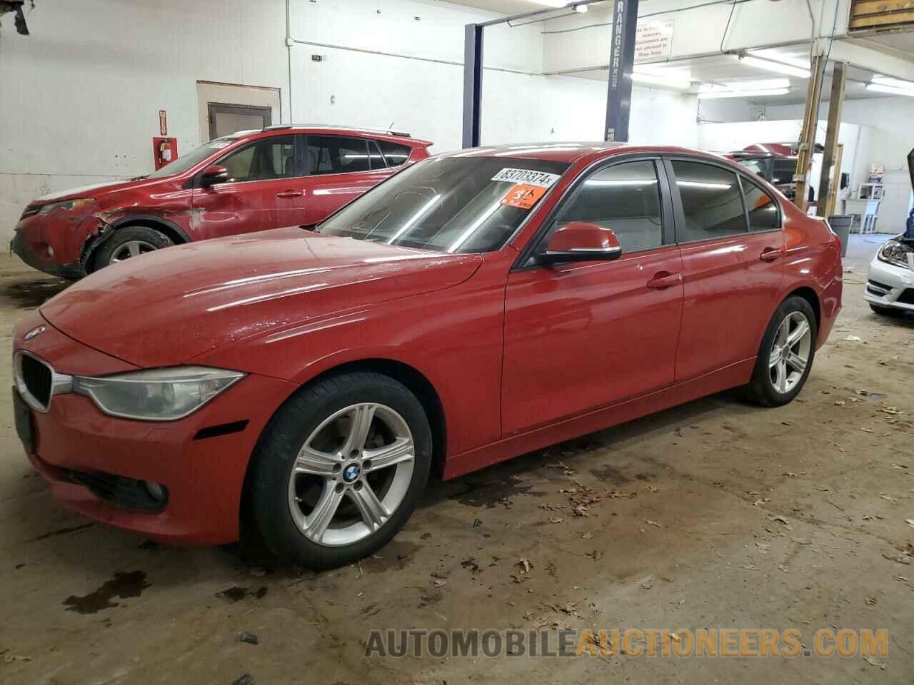 WBA3B3C54DF533548 BMW 3 SERIES 2013