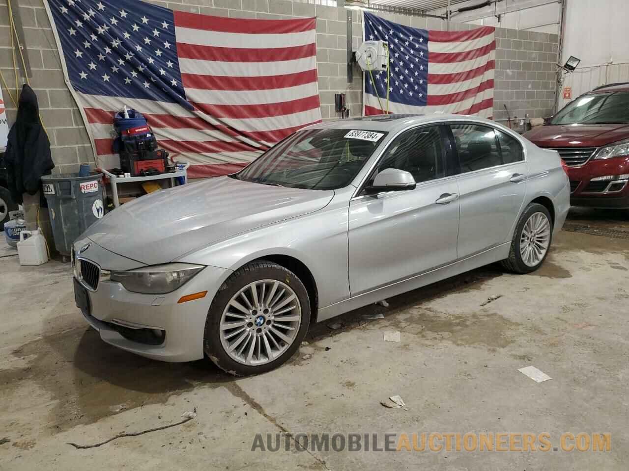 WBA3B3C55DF530304 BMW 3 SERIES 2013