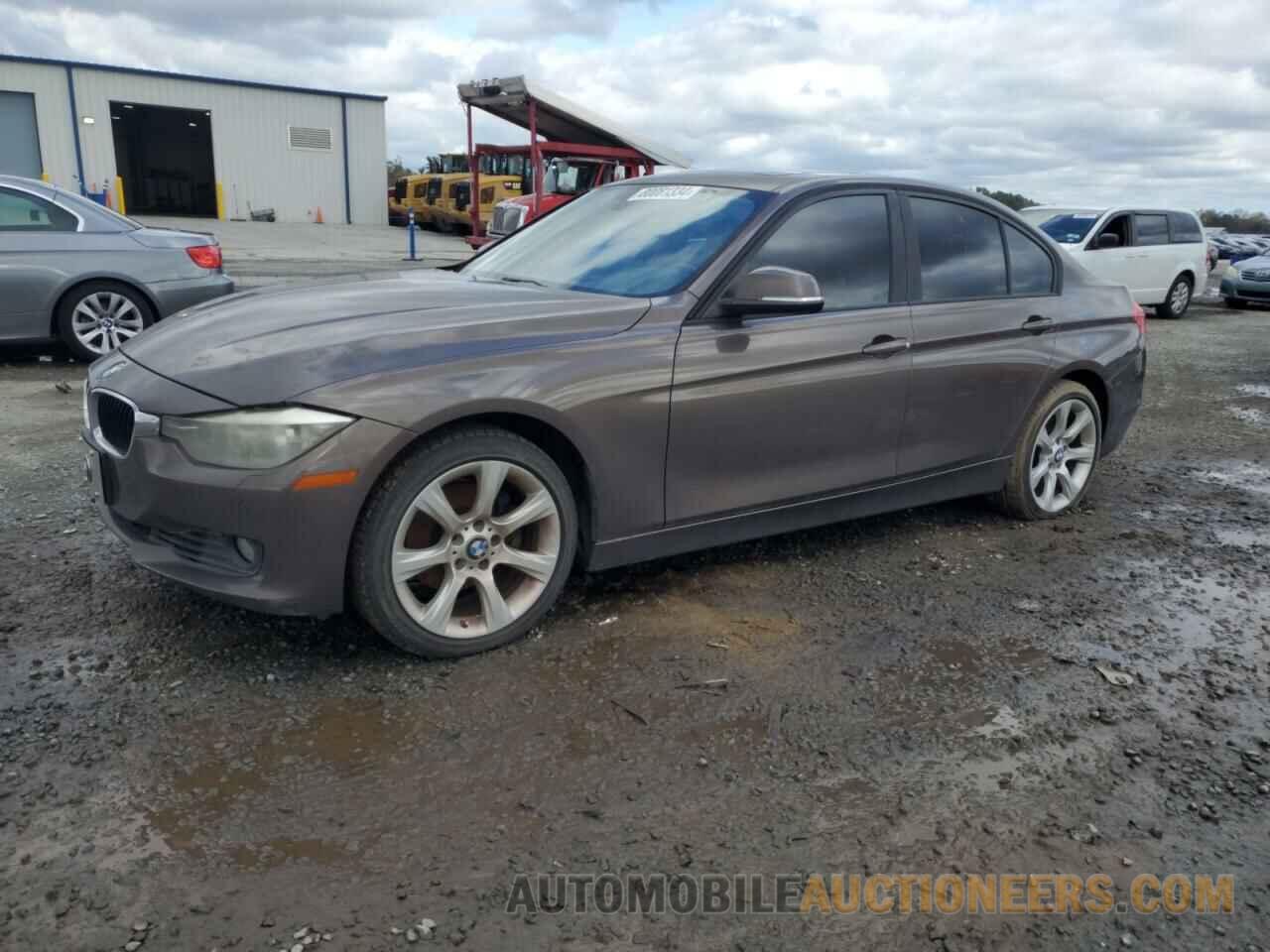 WBA3B3C55EF544950 BMW 3 SERIES 2014