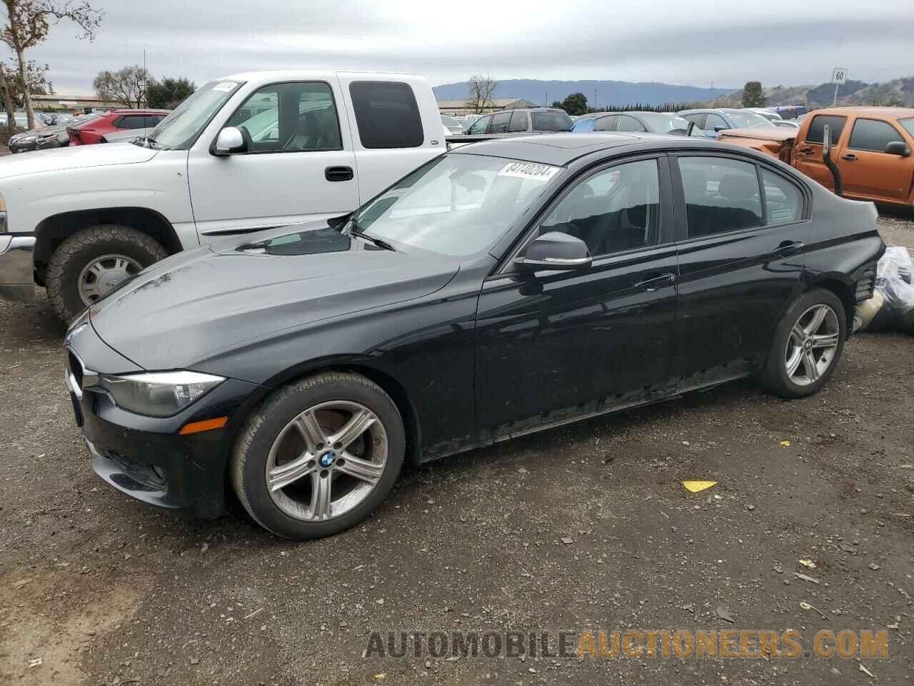 WBA3B3C55EJ977908 BMW 3 SERIES 2014