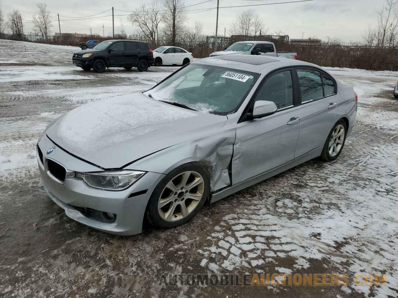 WBA3B3C59DF535327 BMW 3 SERIES 2013