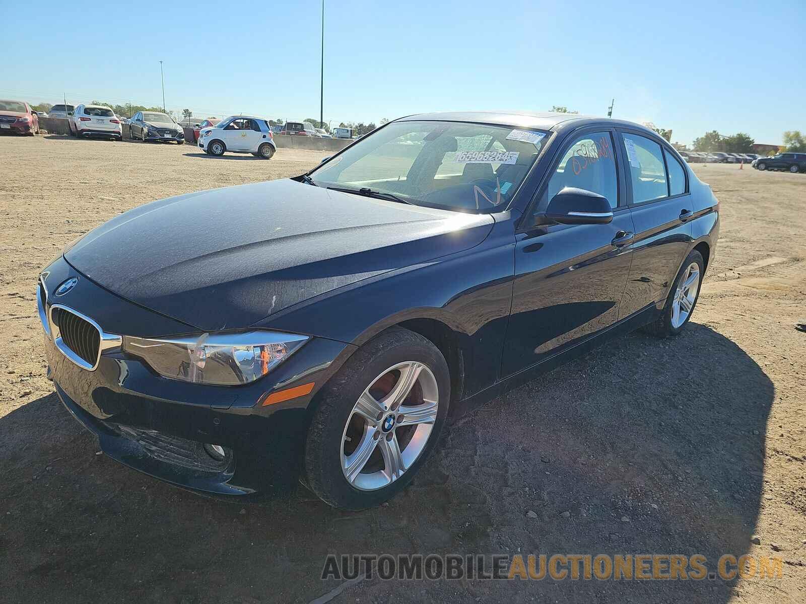 WBA3B5C52FF961407 BMW 3 Series 2015